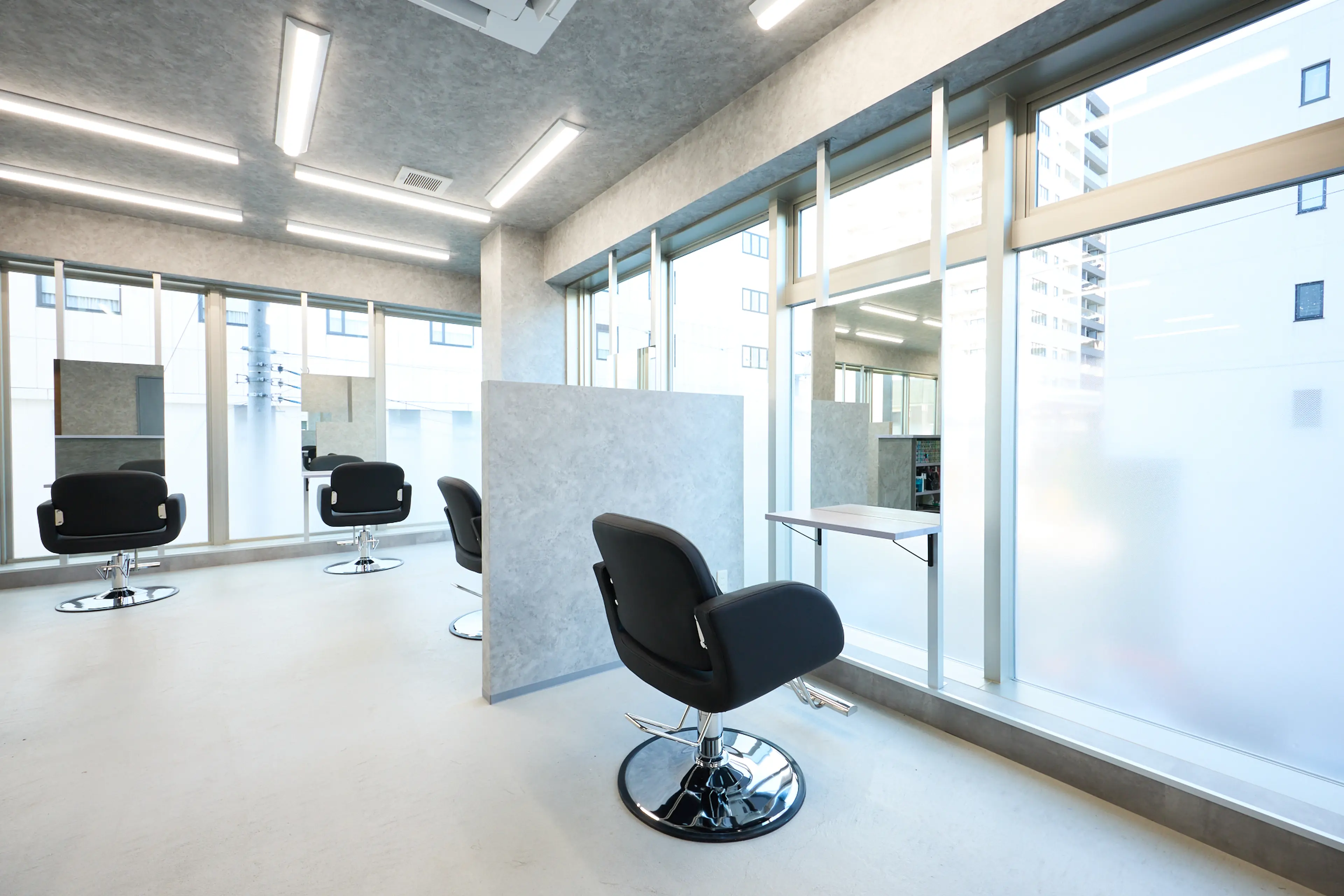 Forest.-髪質改善-流山おおたかの森の内観・外観3