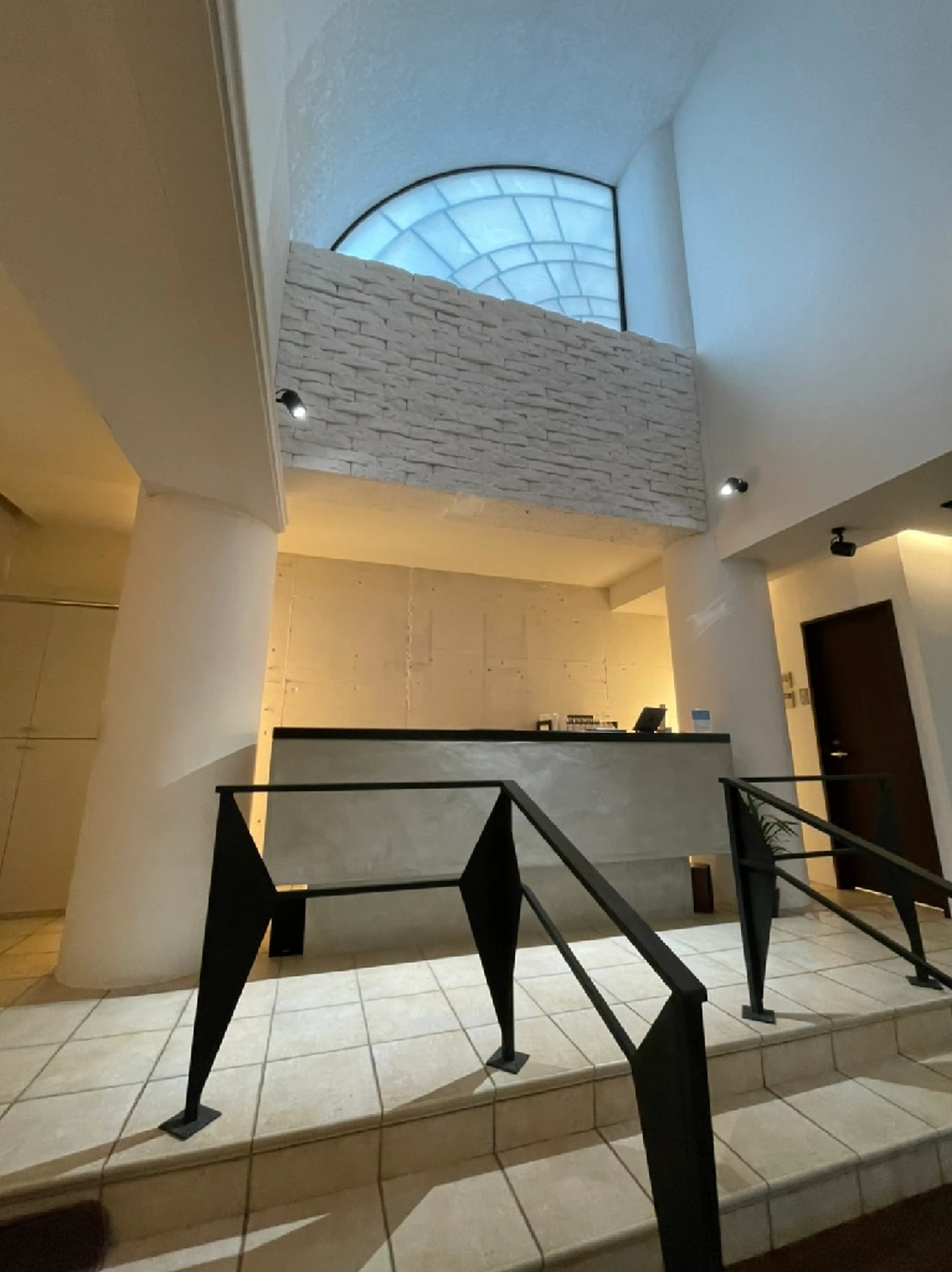 SUNDAYS TOKYO-OSAKAの内観・外観3