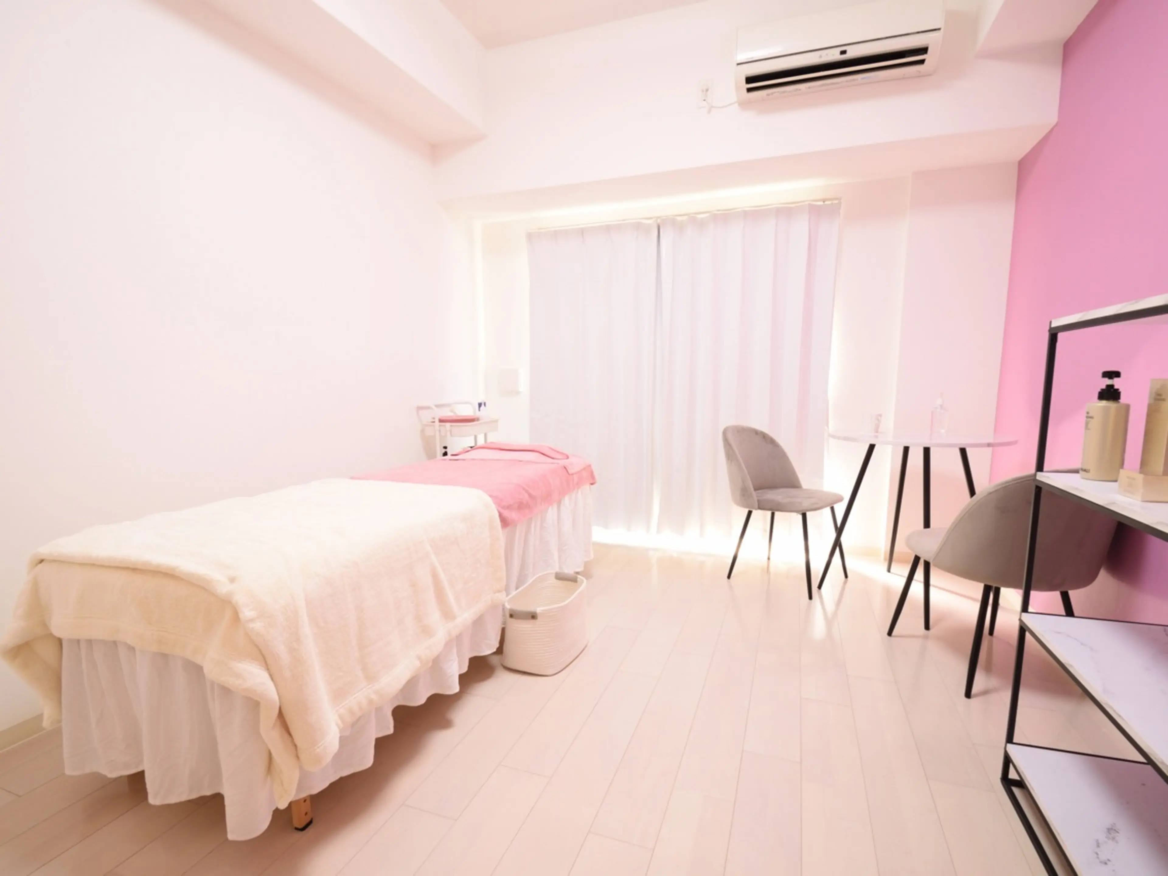 Tu Milleの内観・外観1