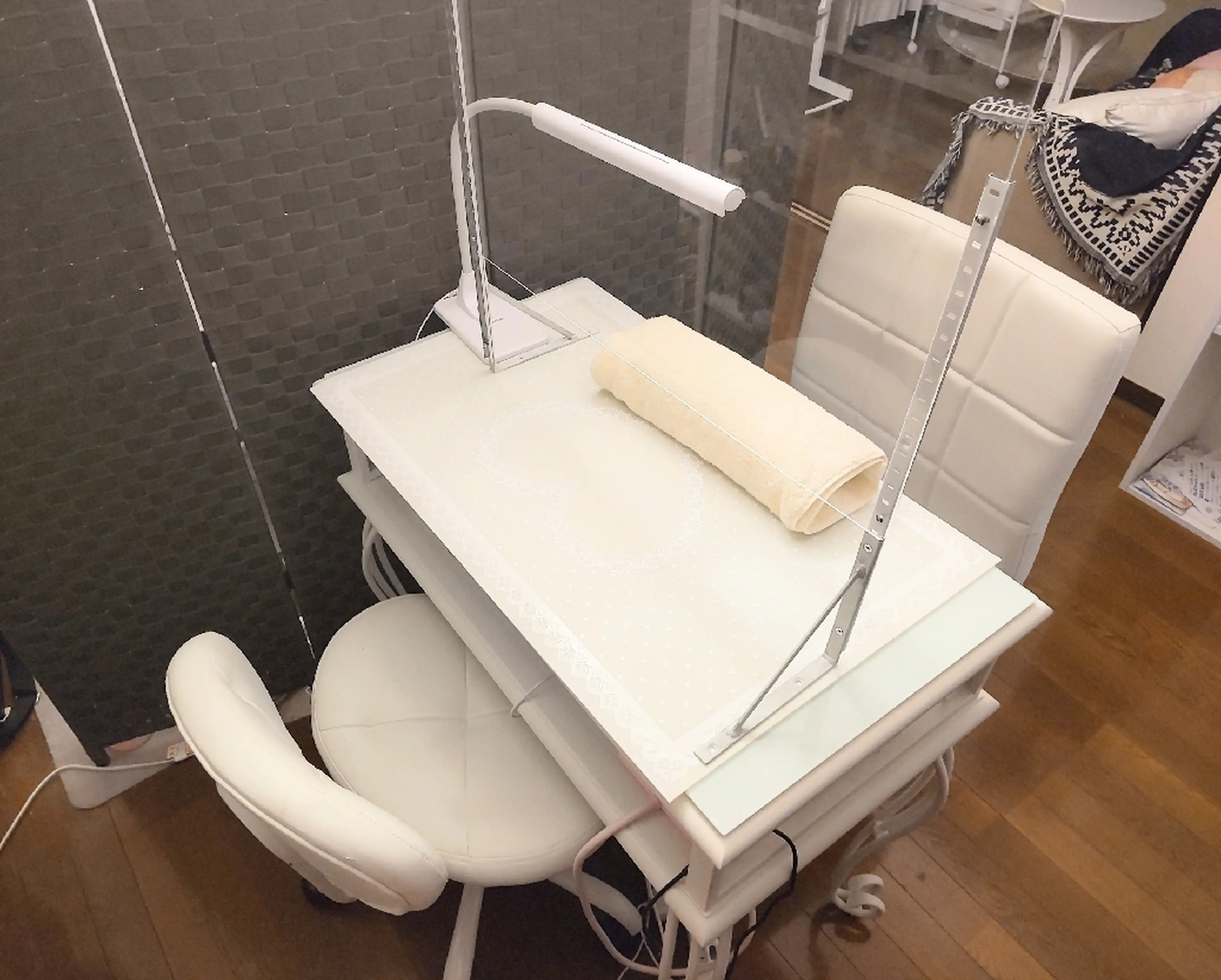 T&A nailの内観・外観3