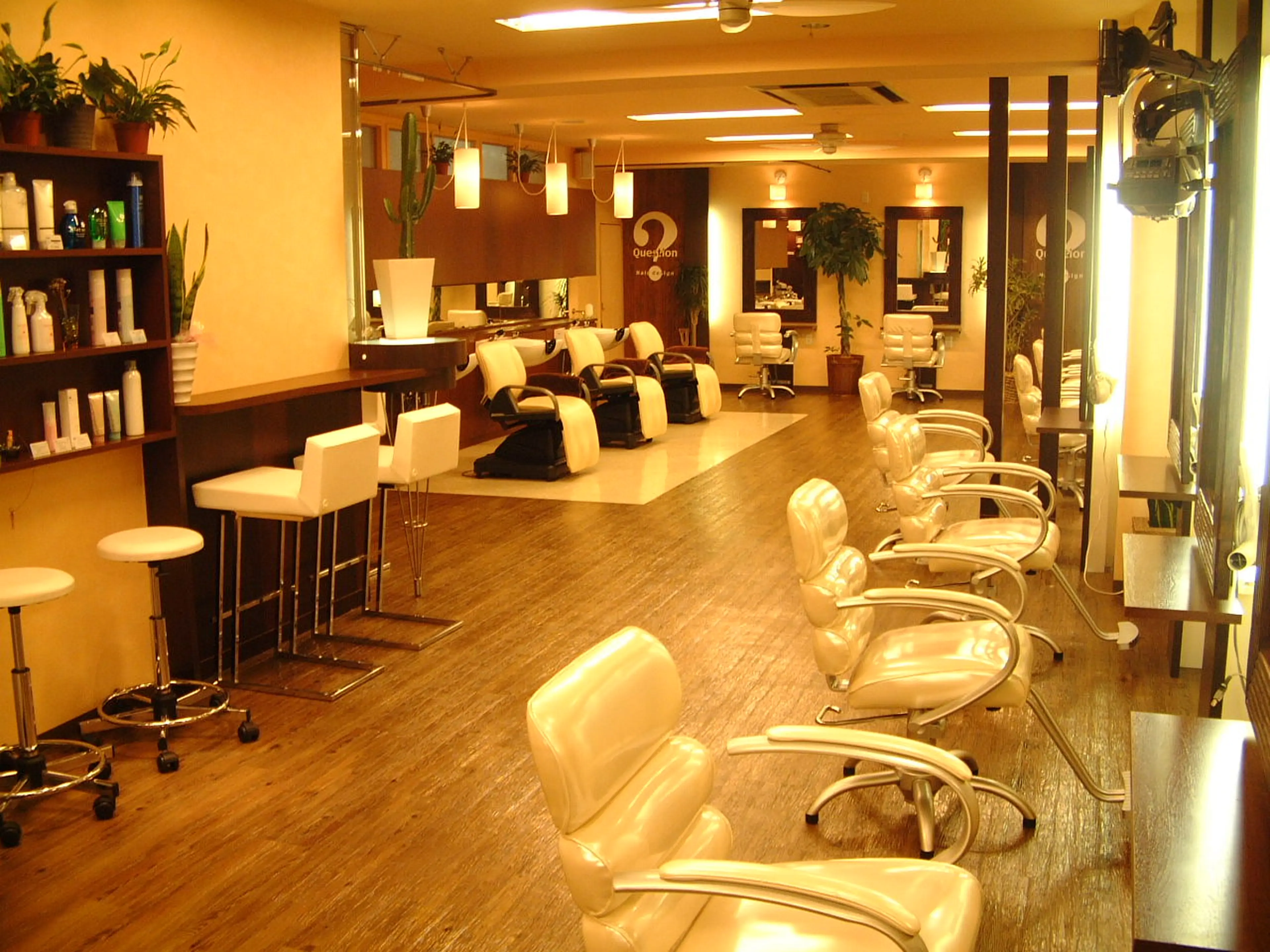 Questionの内観・外観1