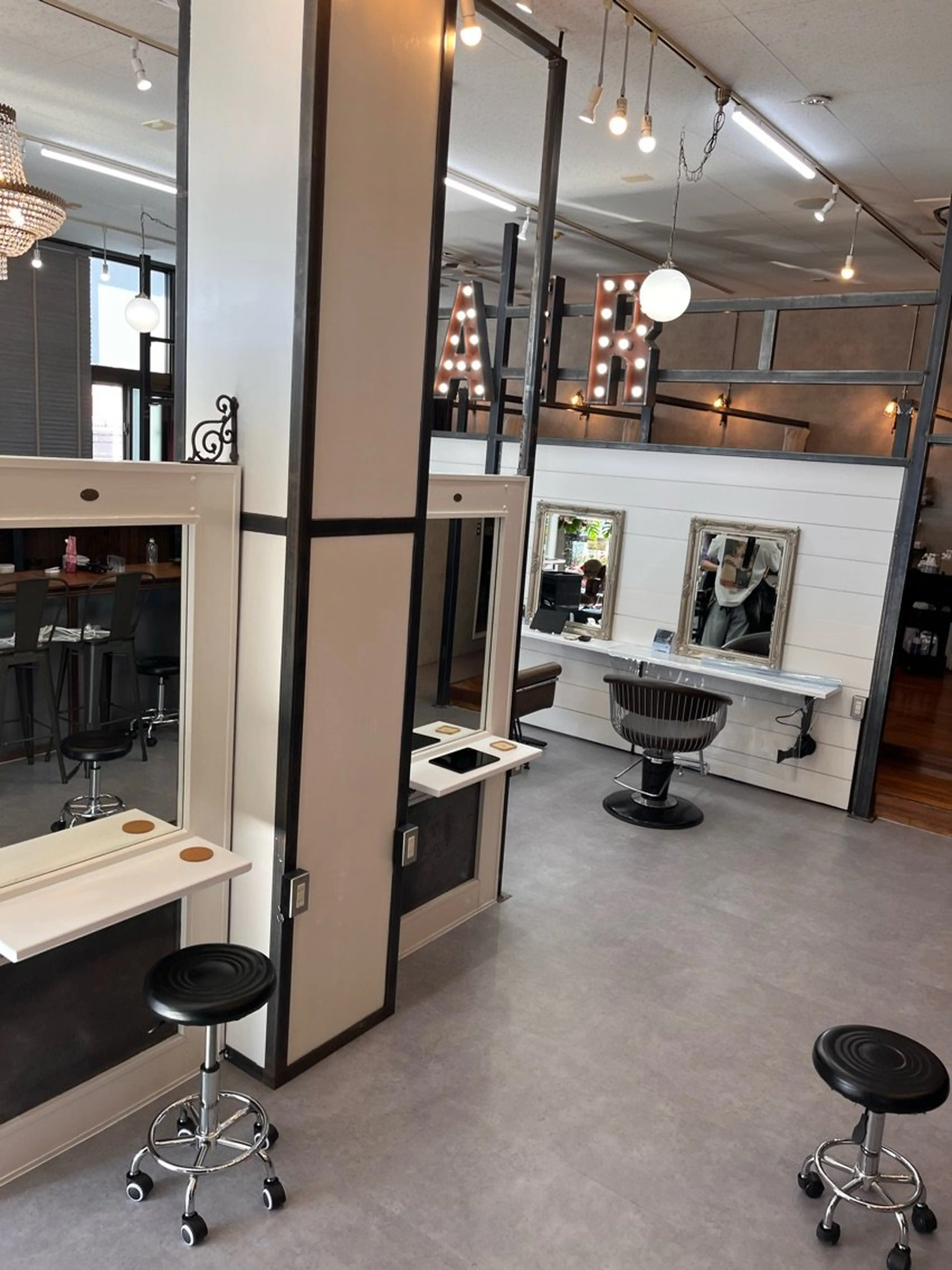 and Kの内観・外観3