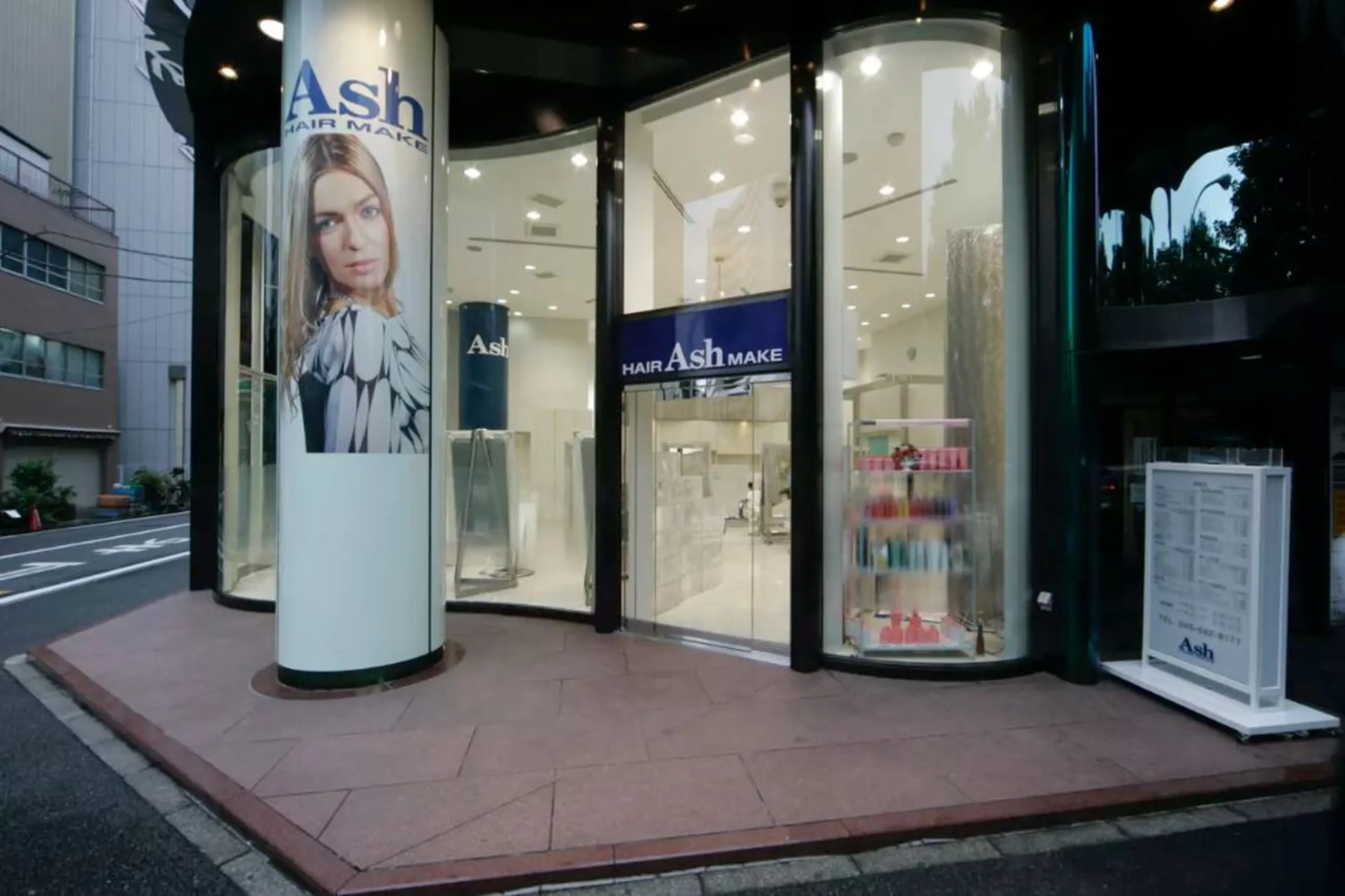 Ash関内店の内観・外観1