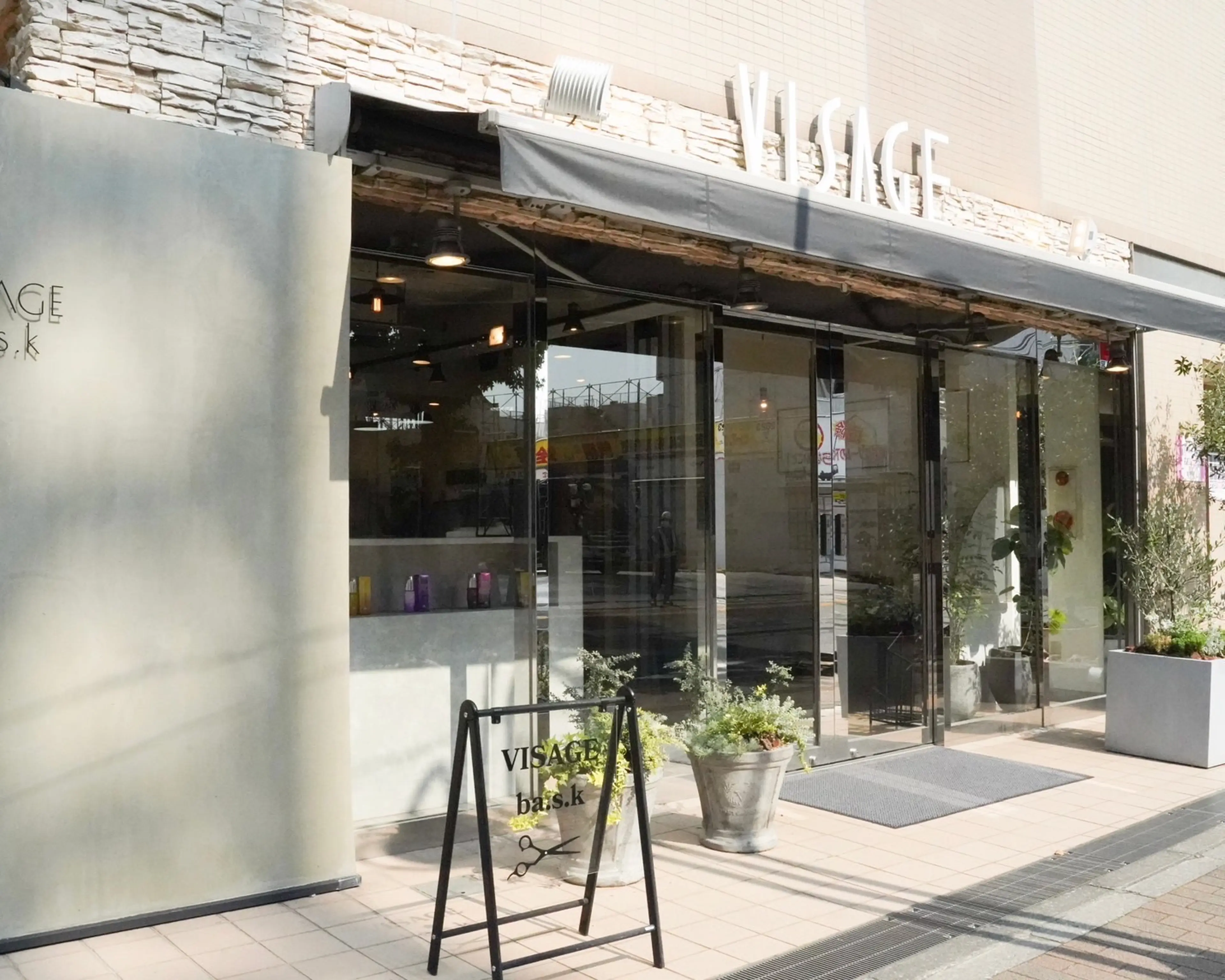 ヴィサージュバスク(VISAGE ba.s.k)の内観・外観1