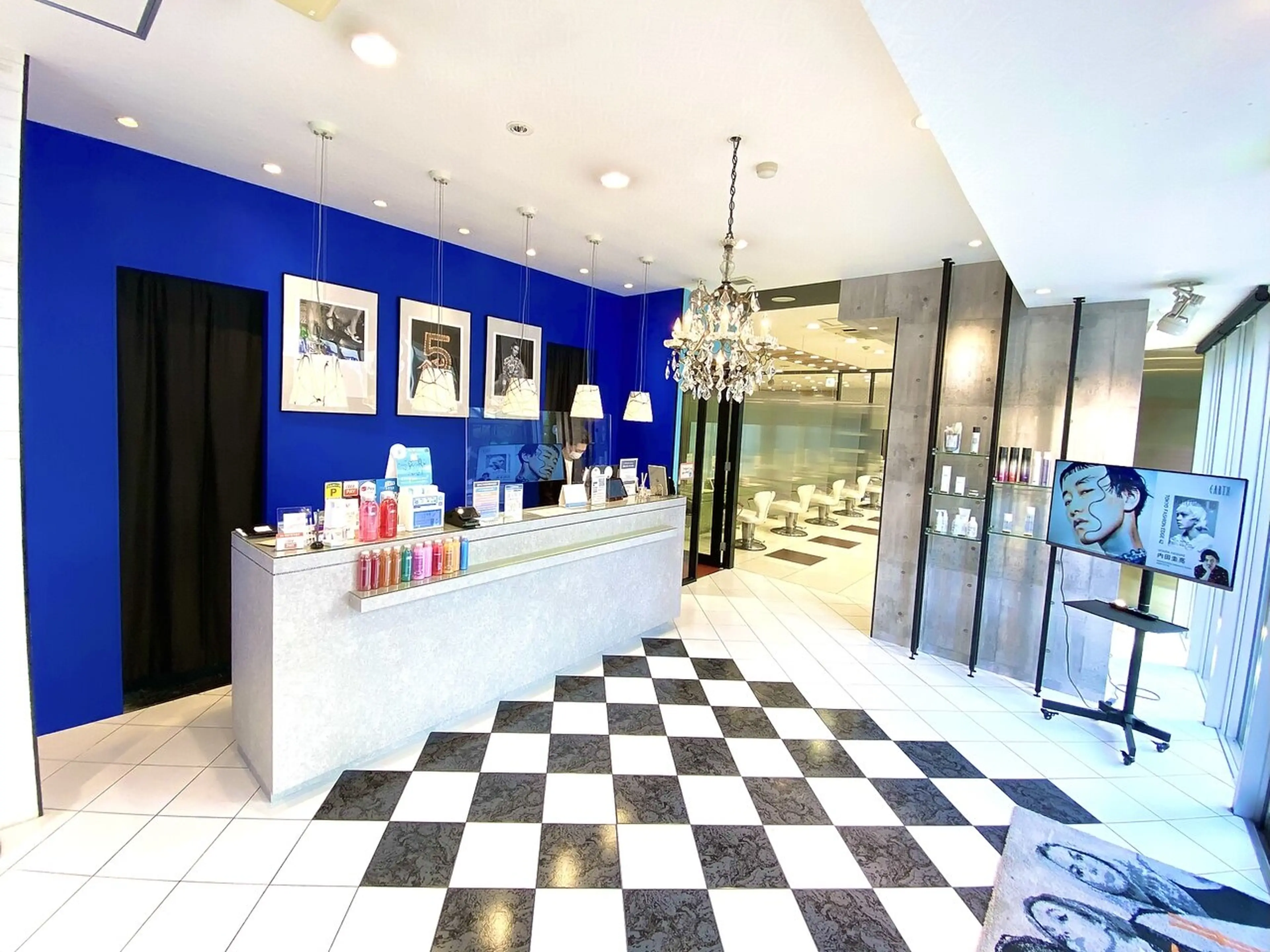 EARTH八王子店の内観・外観3