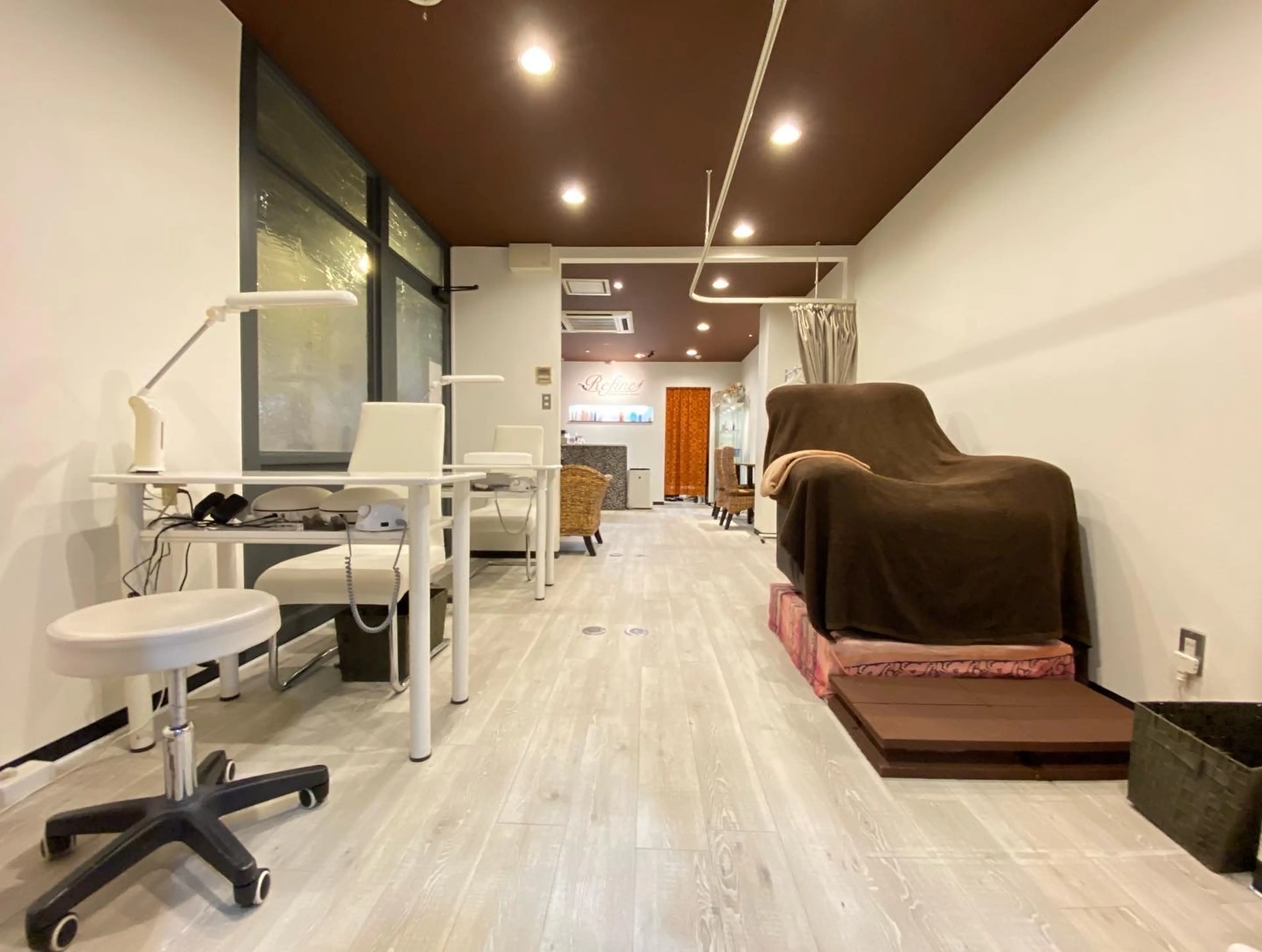 total beauty salon Refineの内観・外観1