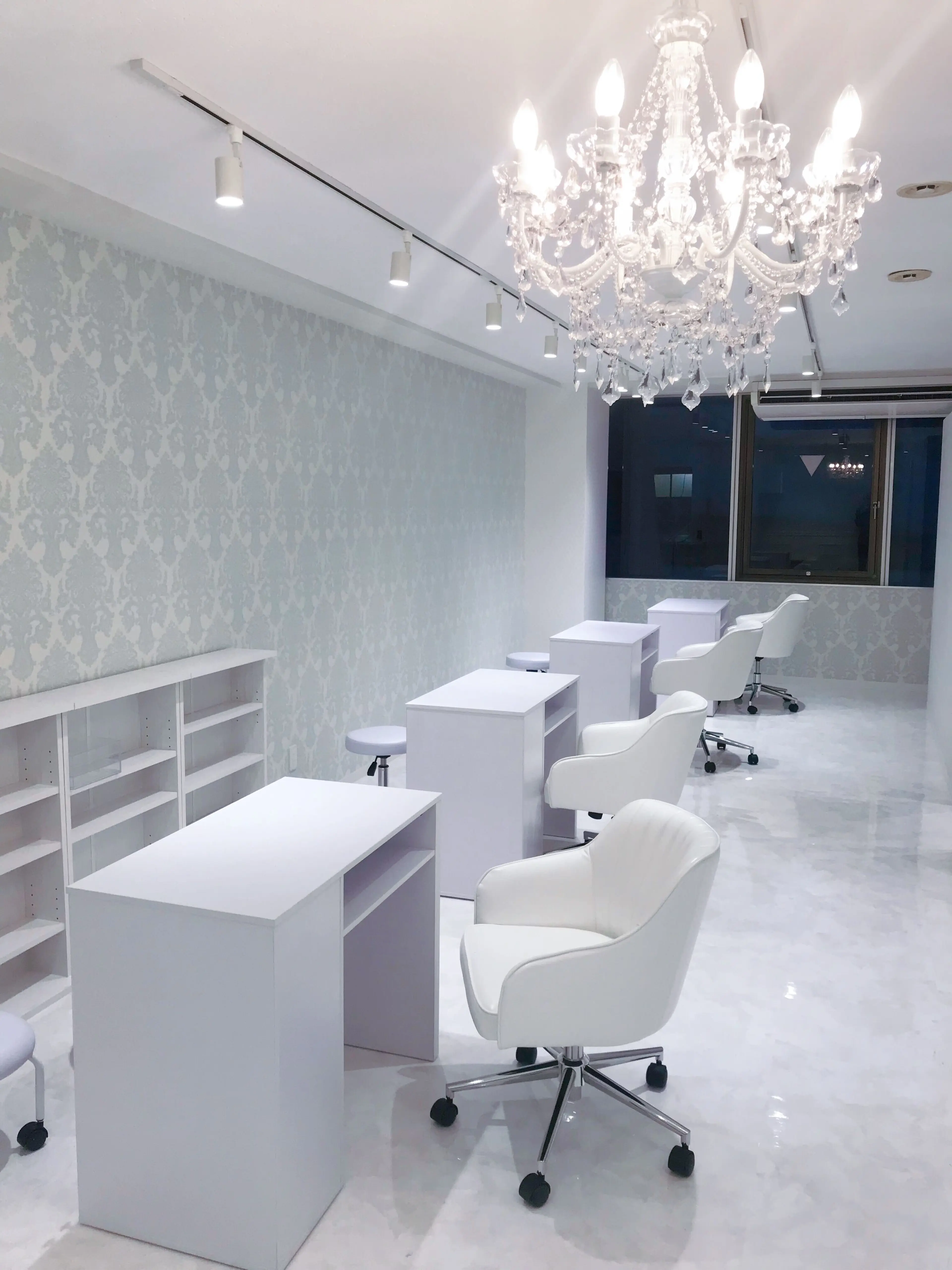 PutyNail池袋の内観・外観2