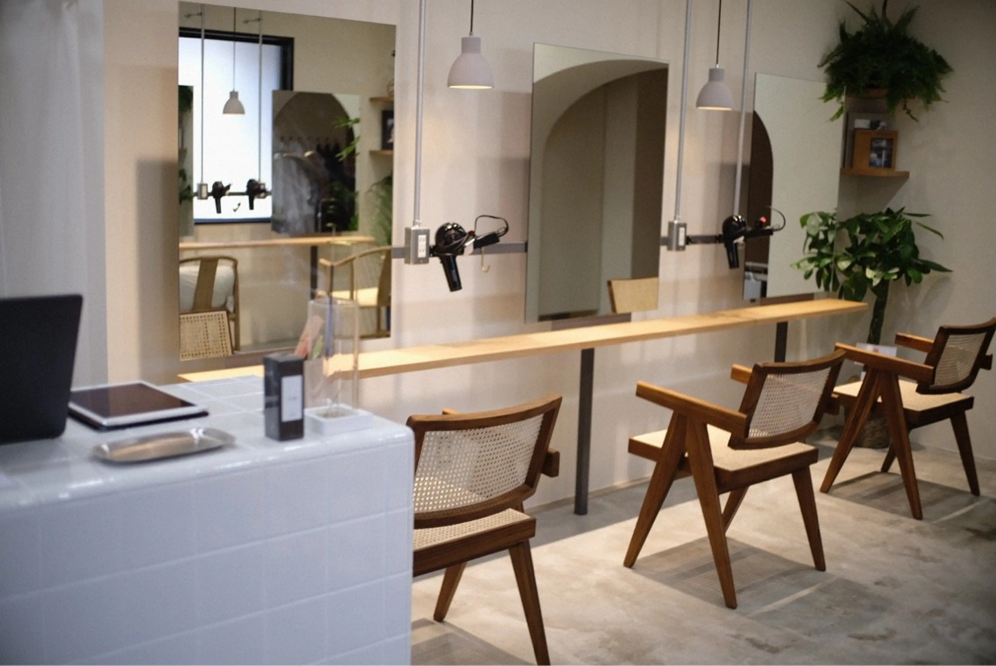 simの内観・外観2