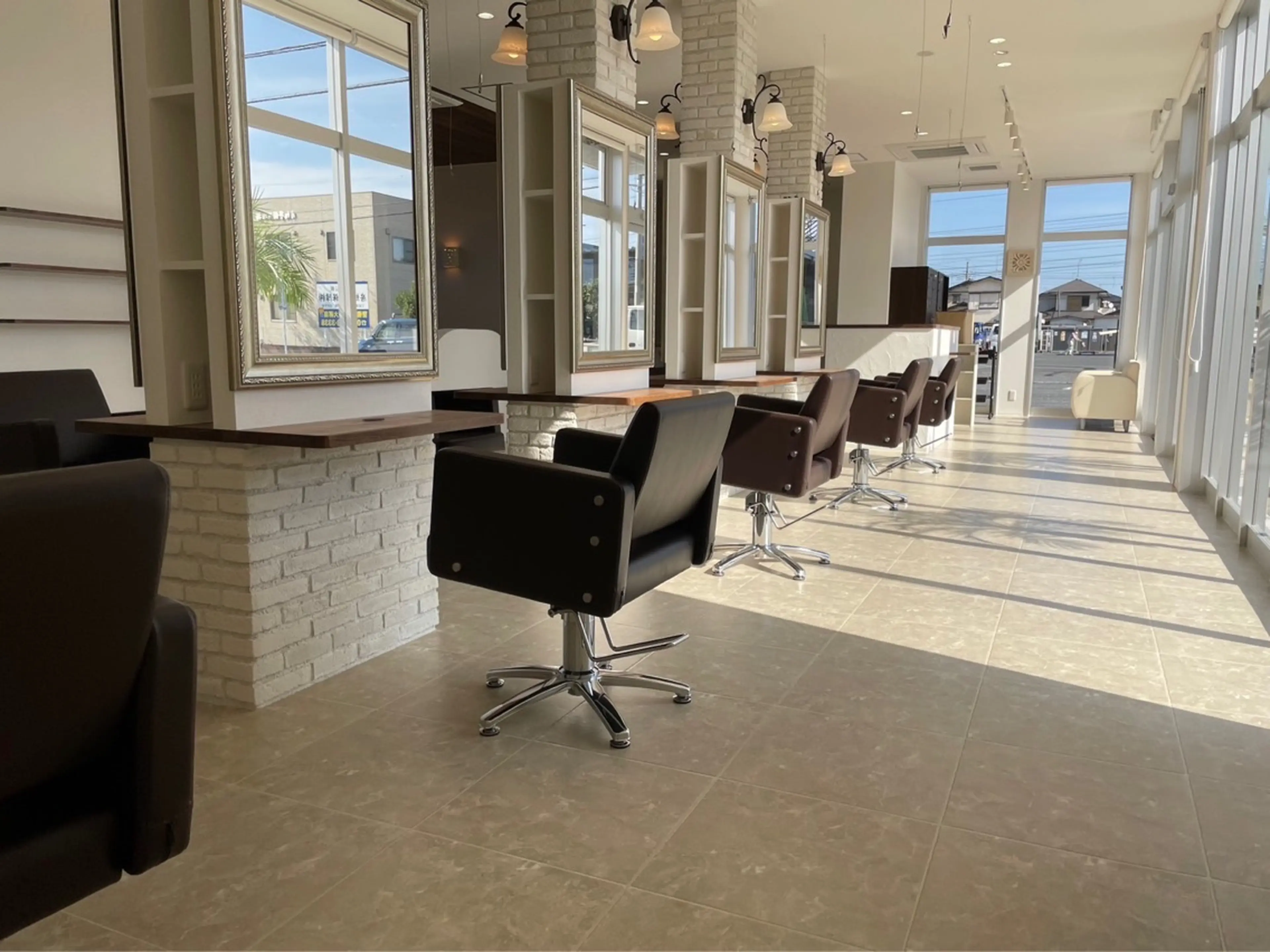 Lish市原店の内観・外観1