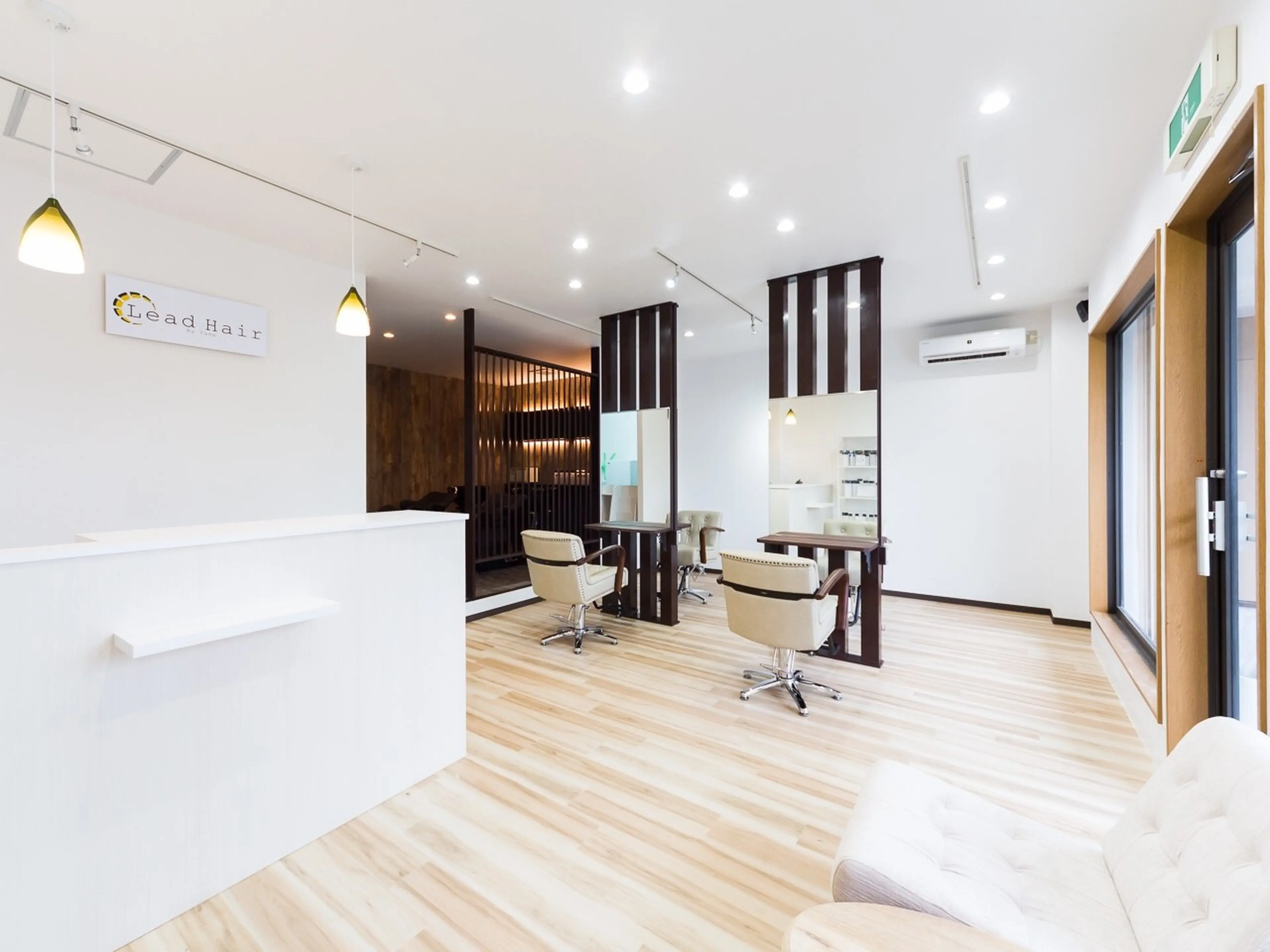 Lead Hair by vampの内観・外観1