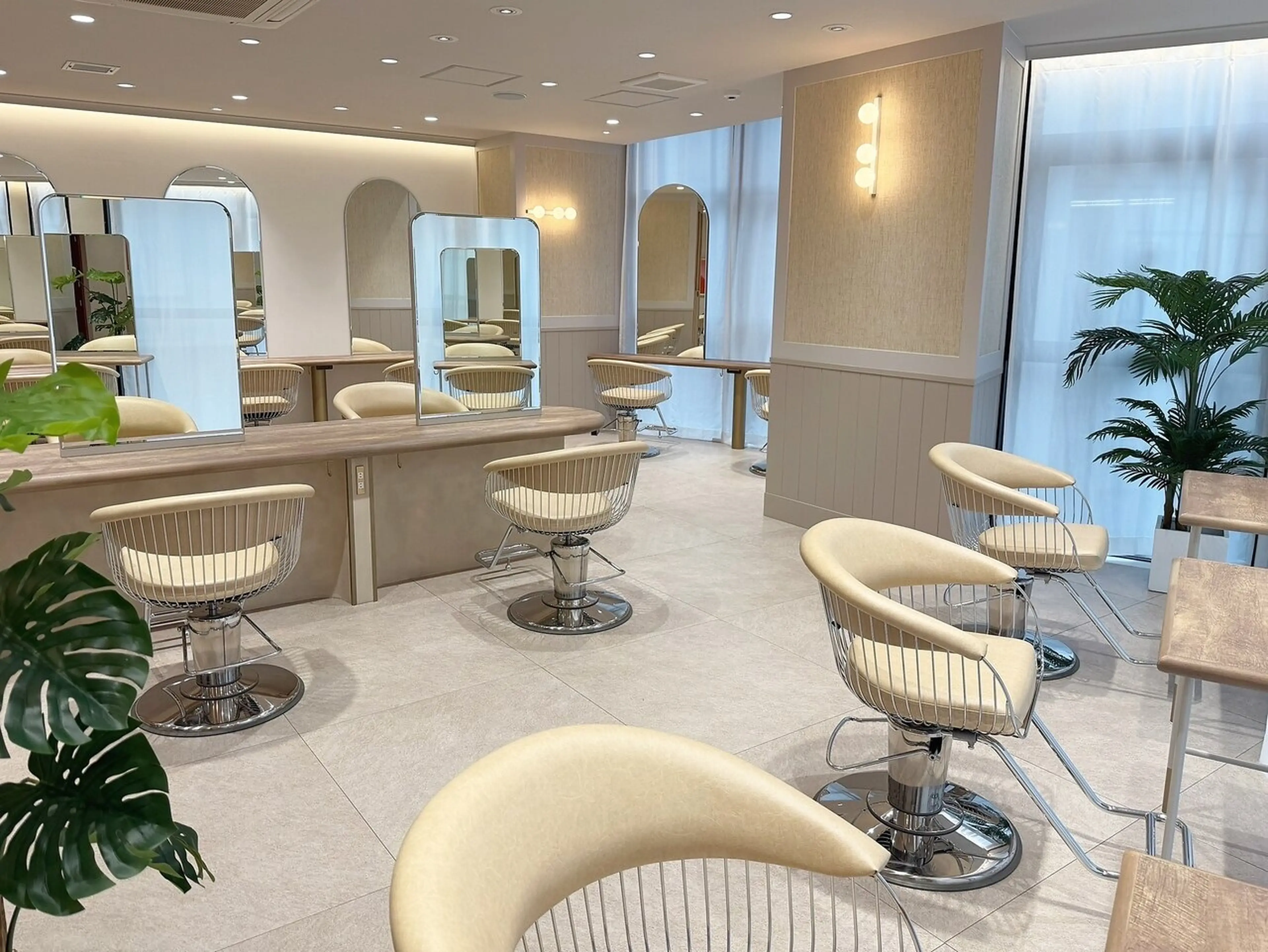 zina 渋谷宮益坂　髪質改善&トリートメント&艶髪の内観・外観1