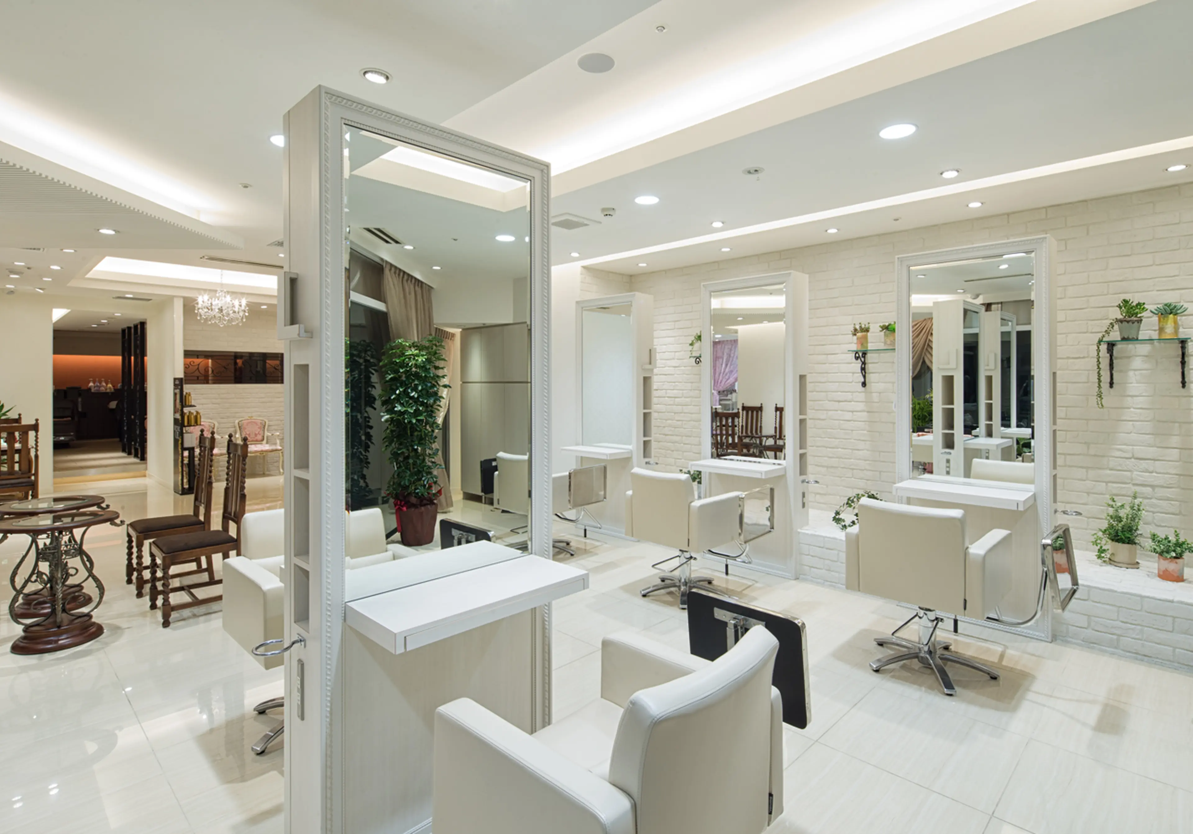 Hair&Nail Noble by PROGRESS 白金台の内観・外観2