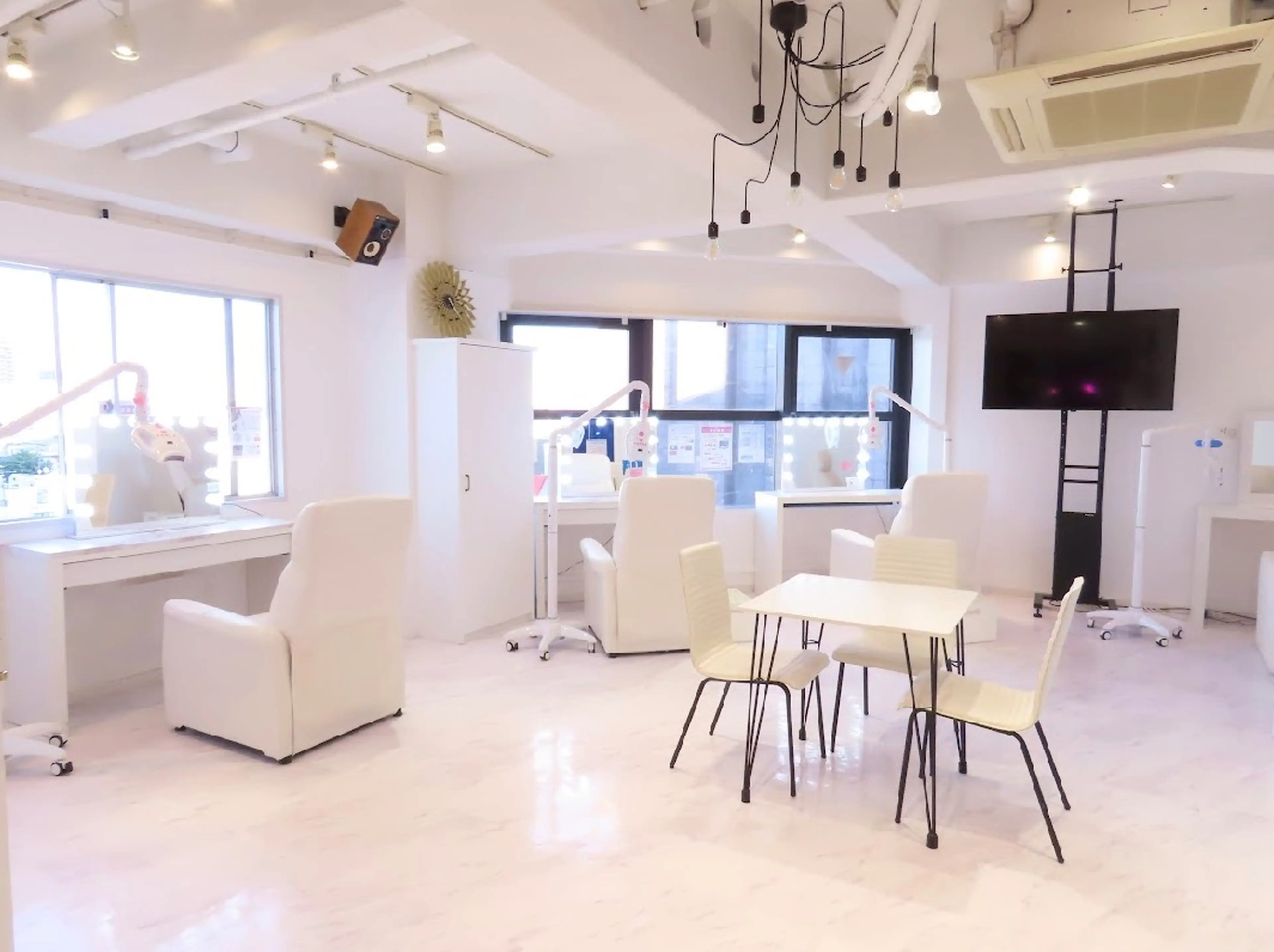 エクシアホワイト名駅店の内観・外観2