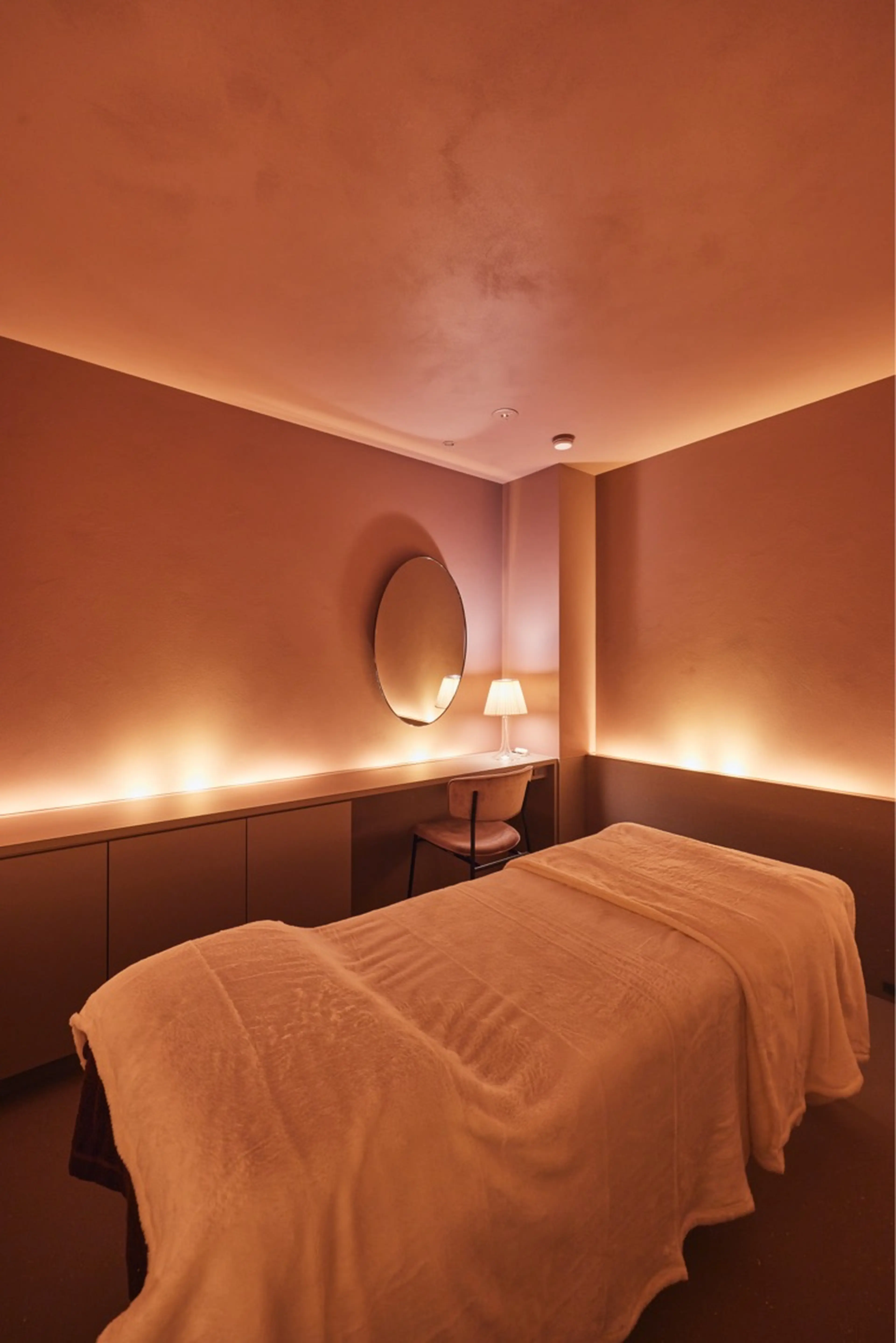 【美肌研究所】SHINONOME　Facial Labの内観・外観2