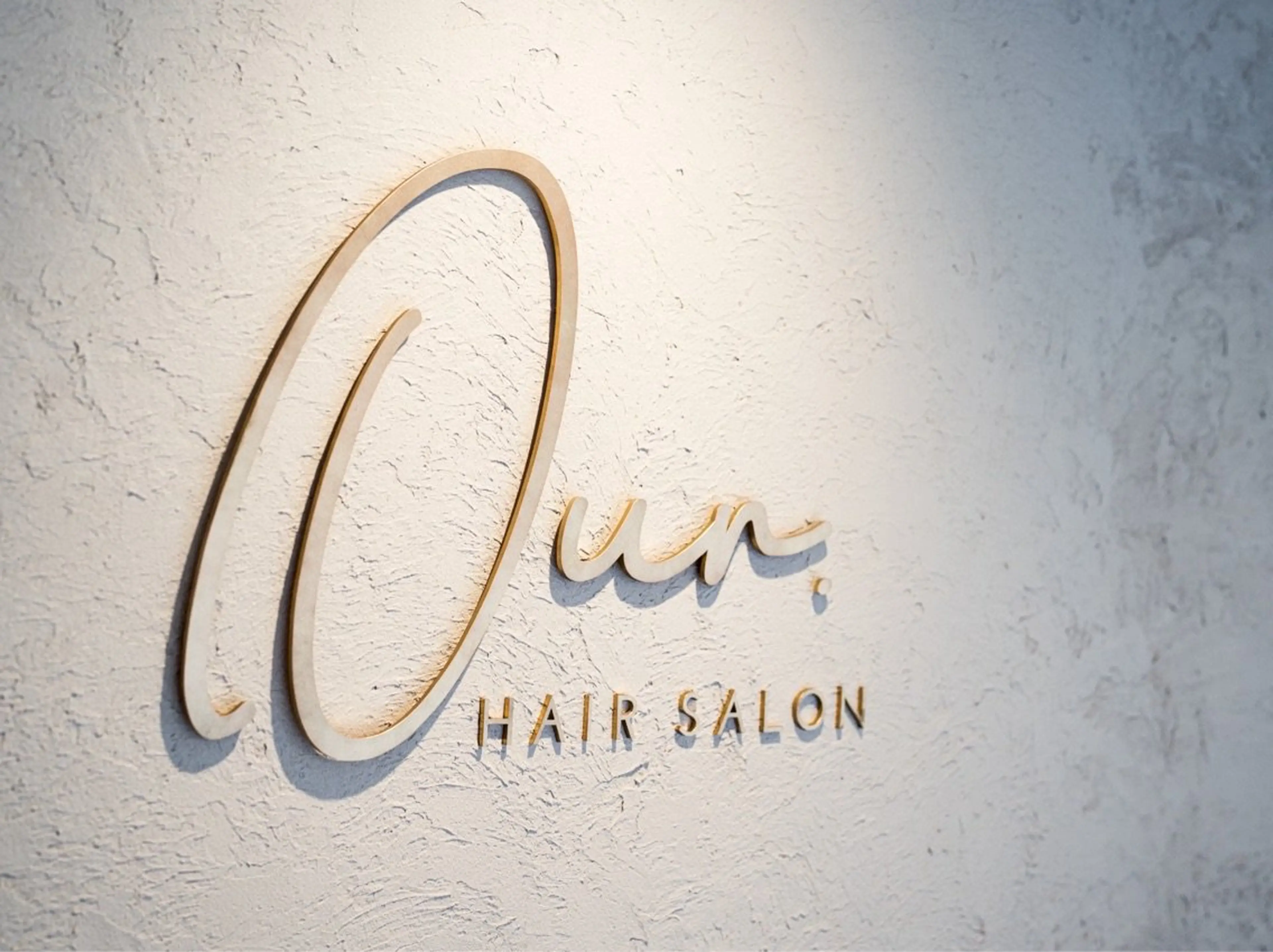 Our.HAIR SALONの内観・外観1