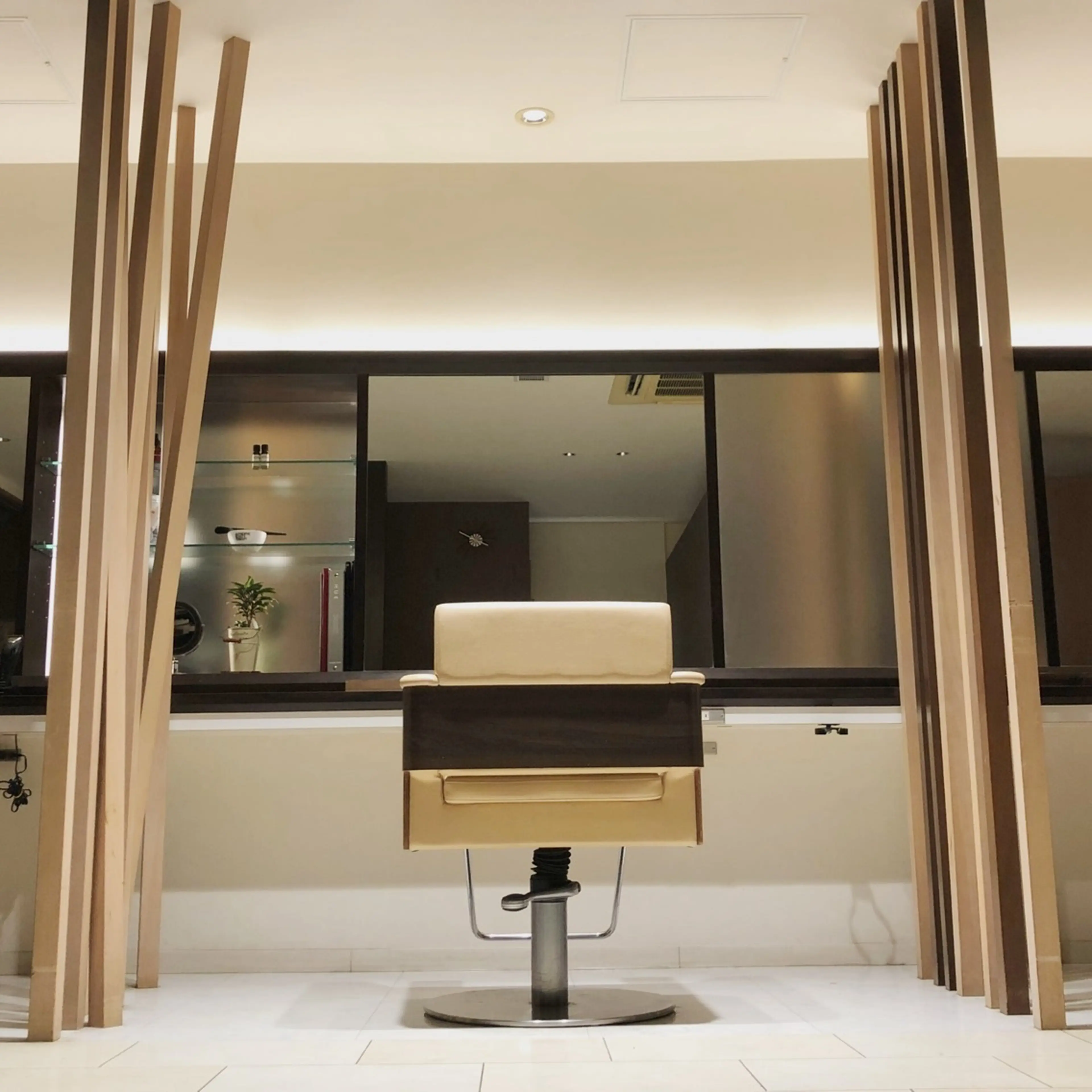 VARIOUS hairdesignの内観・外観2