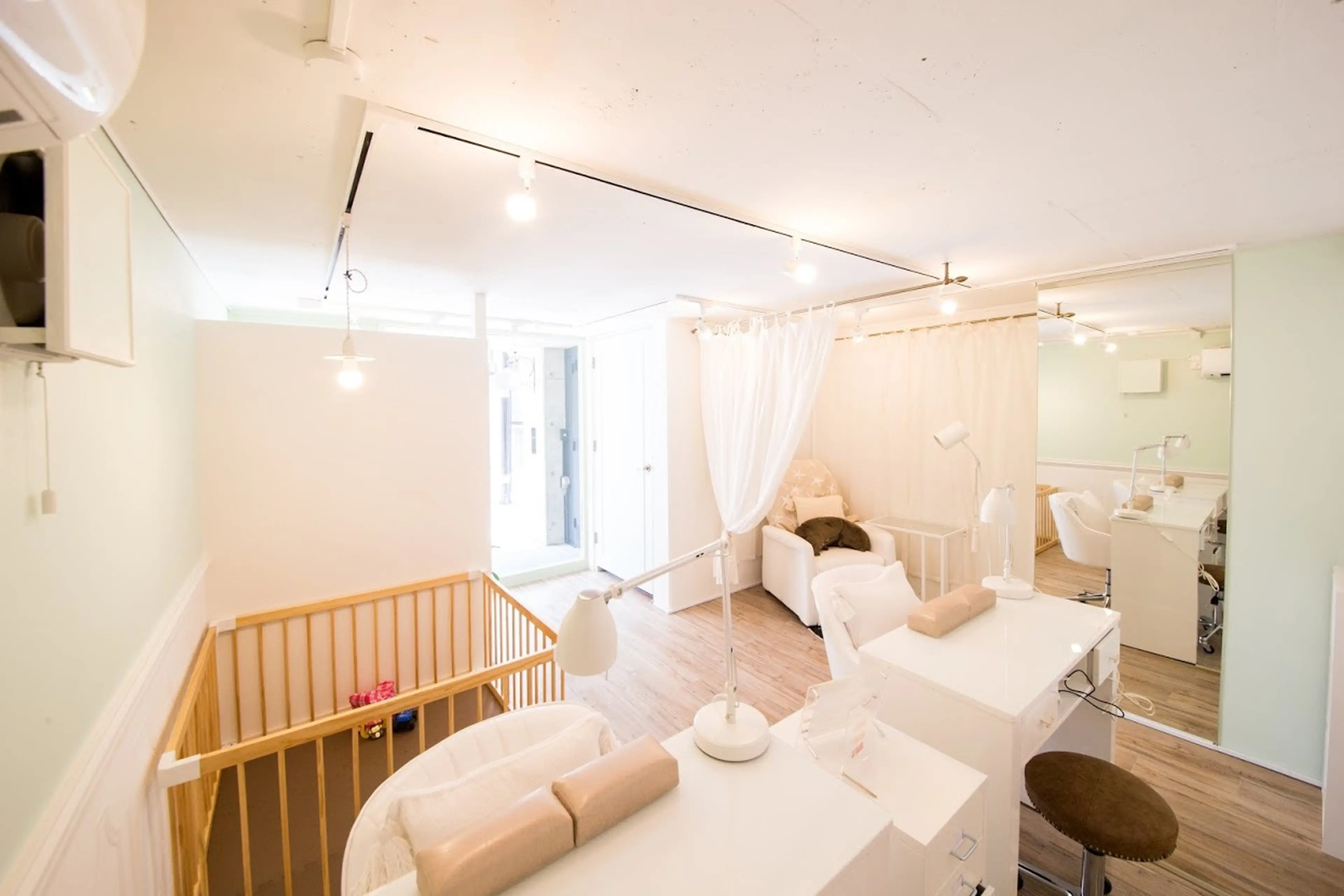 フィルイン導入ネイルサロン'MOANI'Hiroo渋谷店の内観・外観2