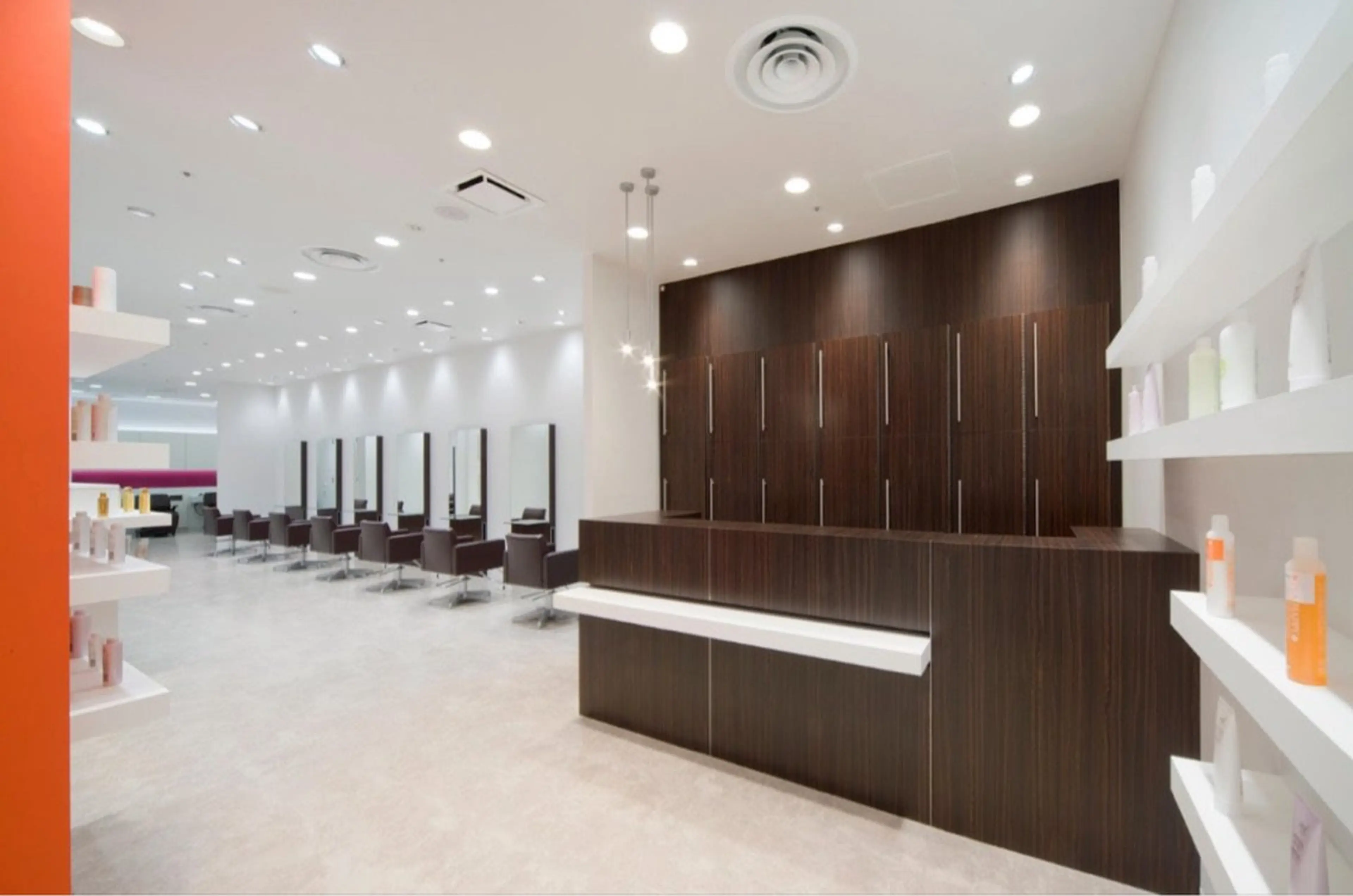 TAYA武蔵小杉東急スクエア店の内観・外観2