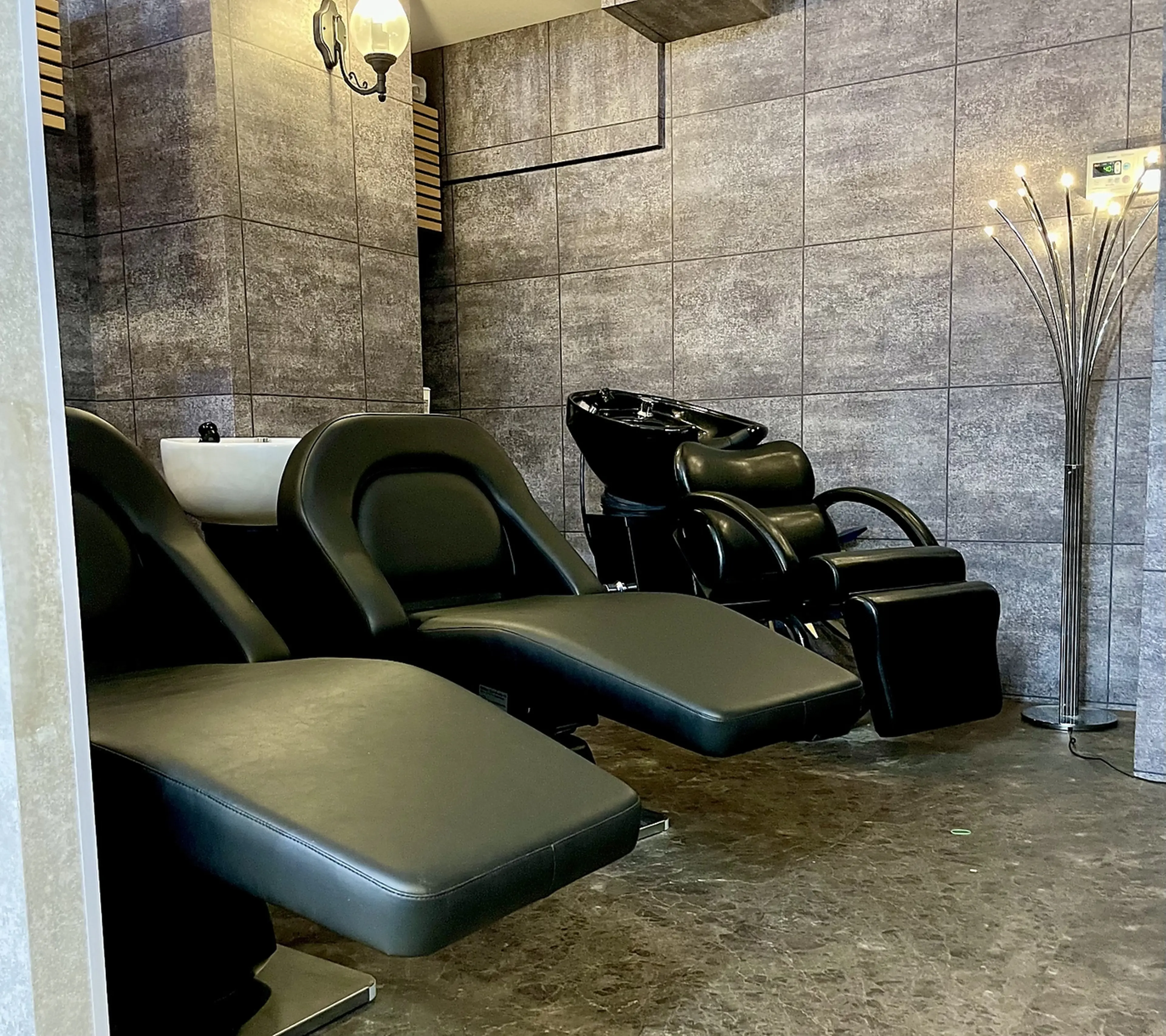 LOEの内観・外観2