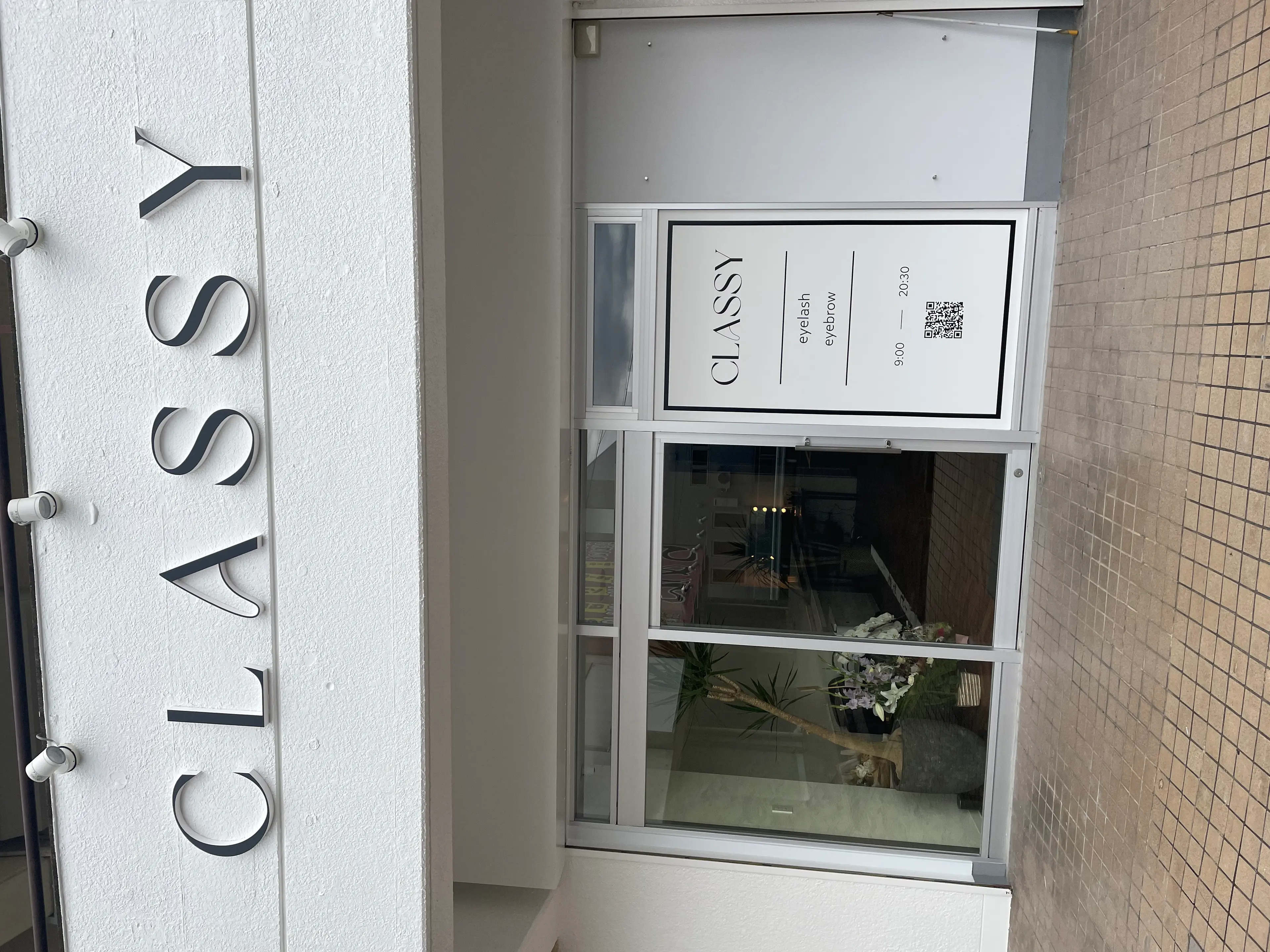 CLASSYの内観・外観1