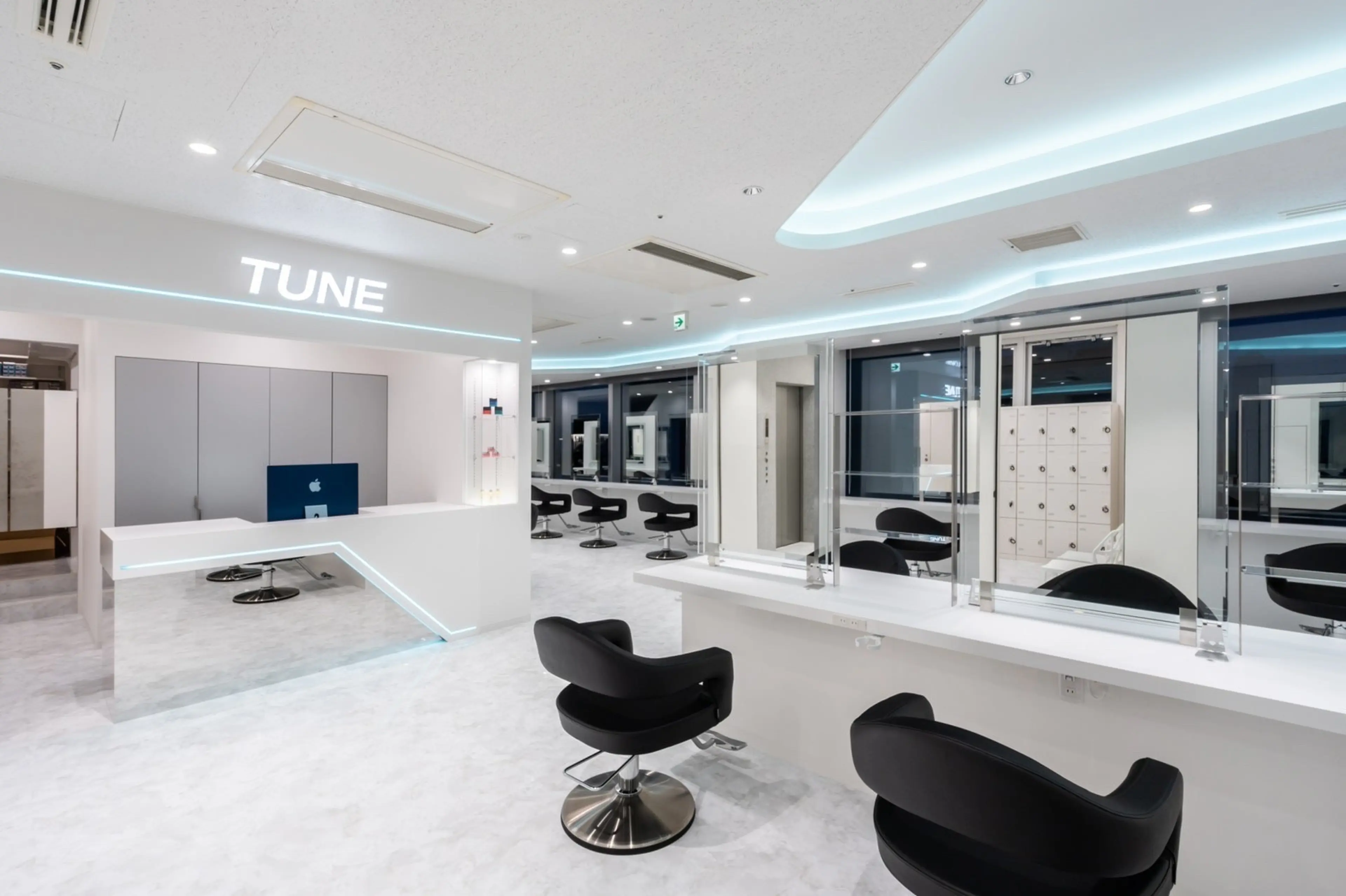 TUNEの内観・外観1