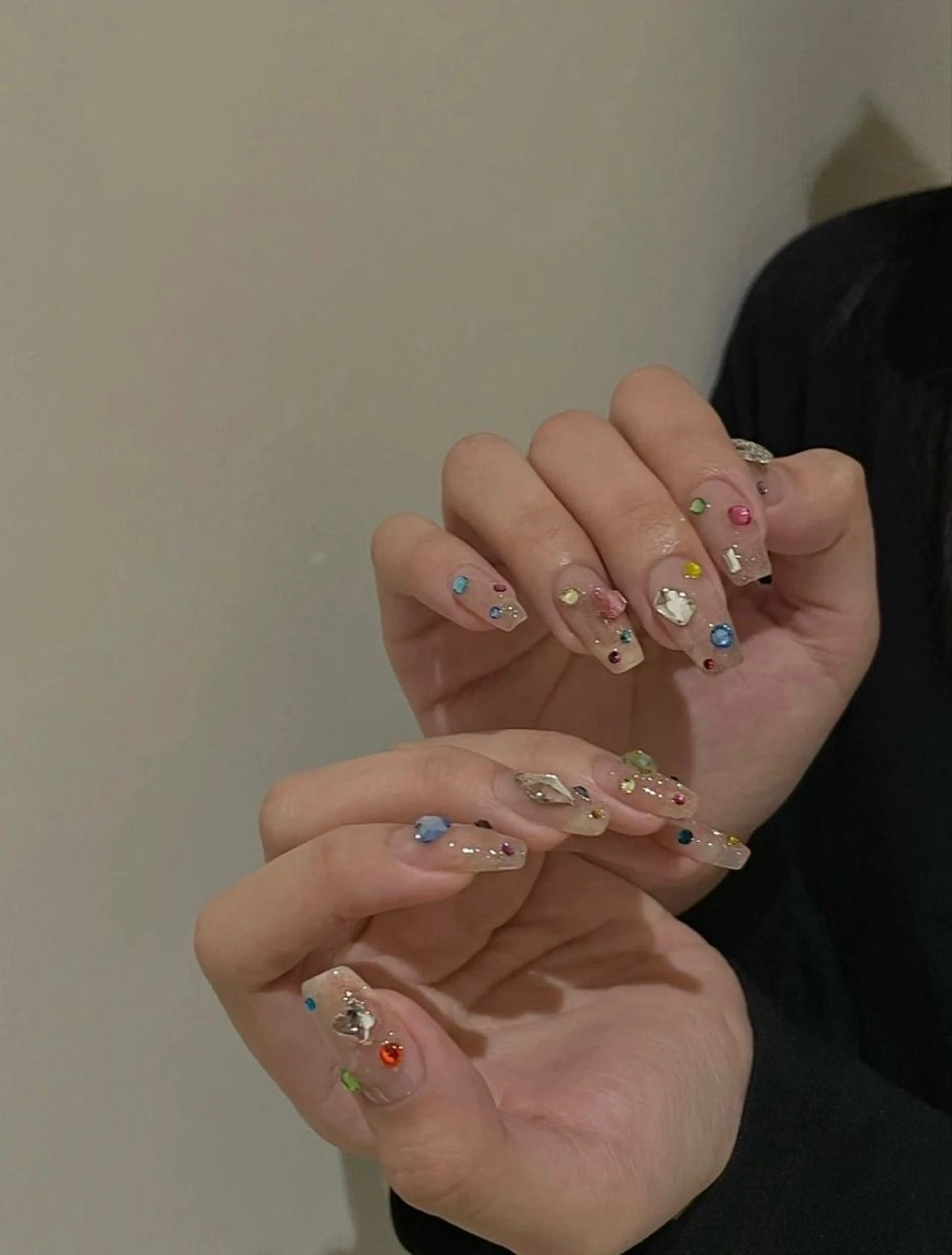 YUAN.Nailの内観・外観3