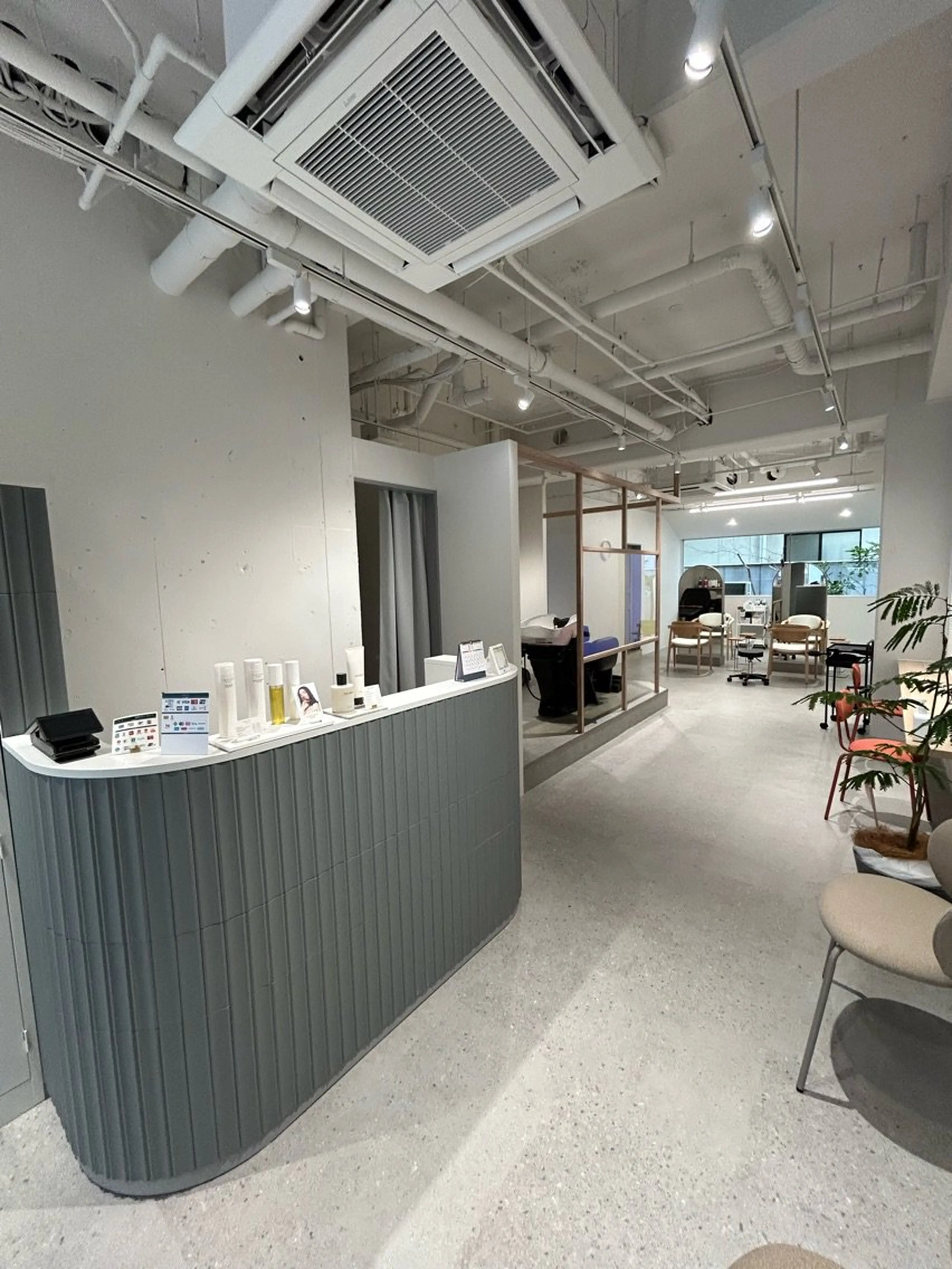 saraの内観・外観2