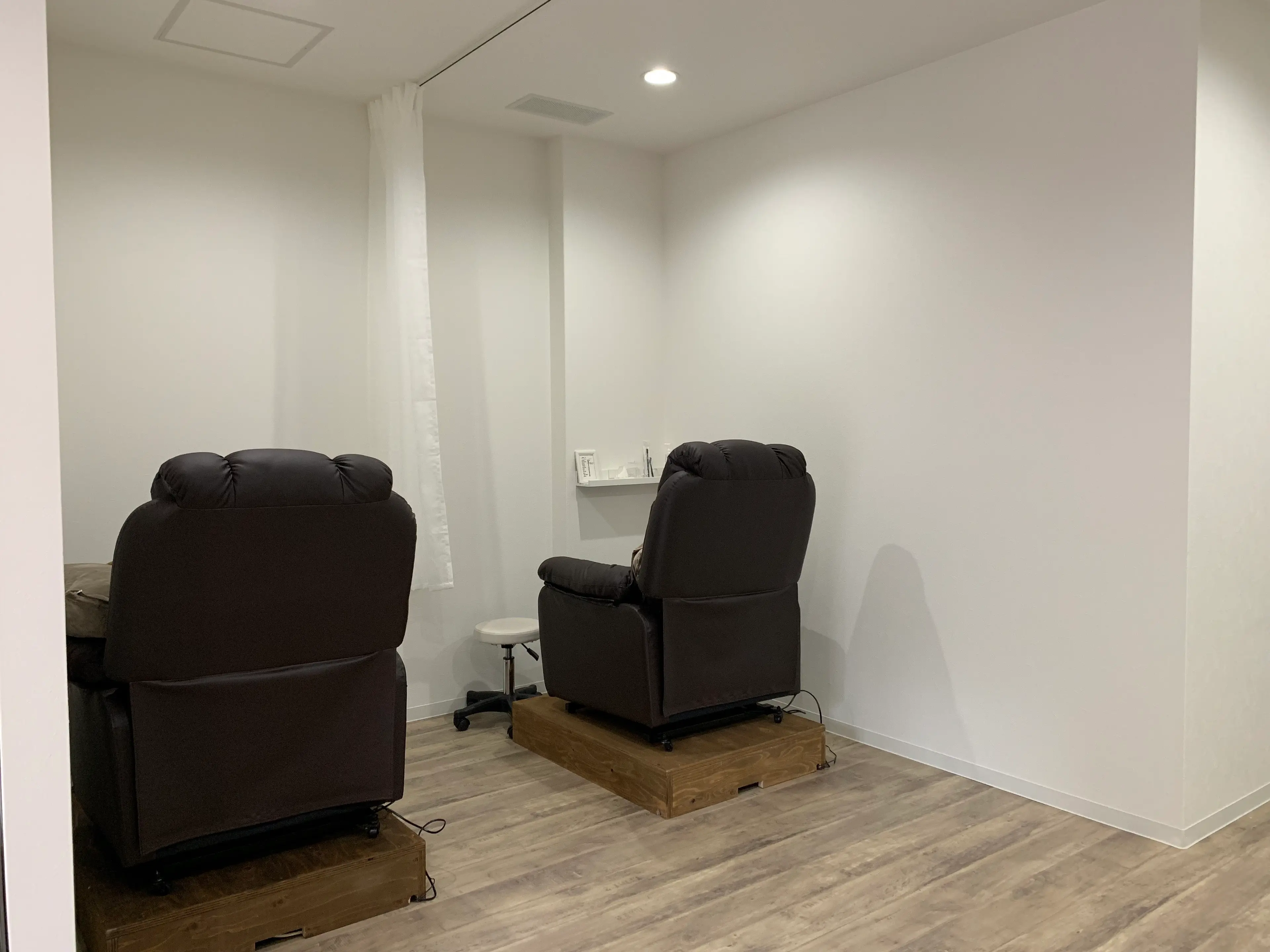 nail & eye cdmの内観・外観2