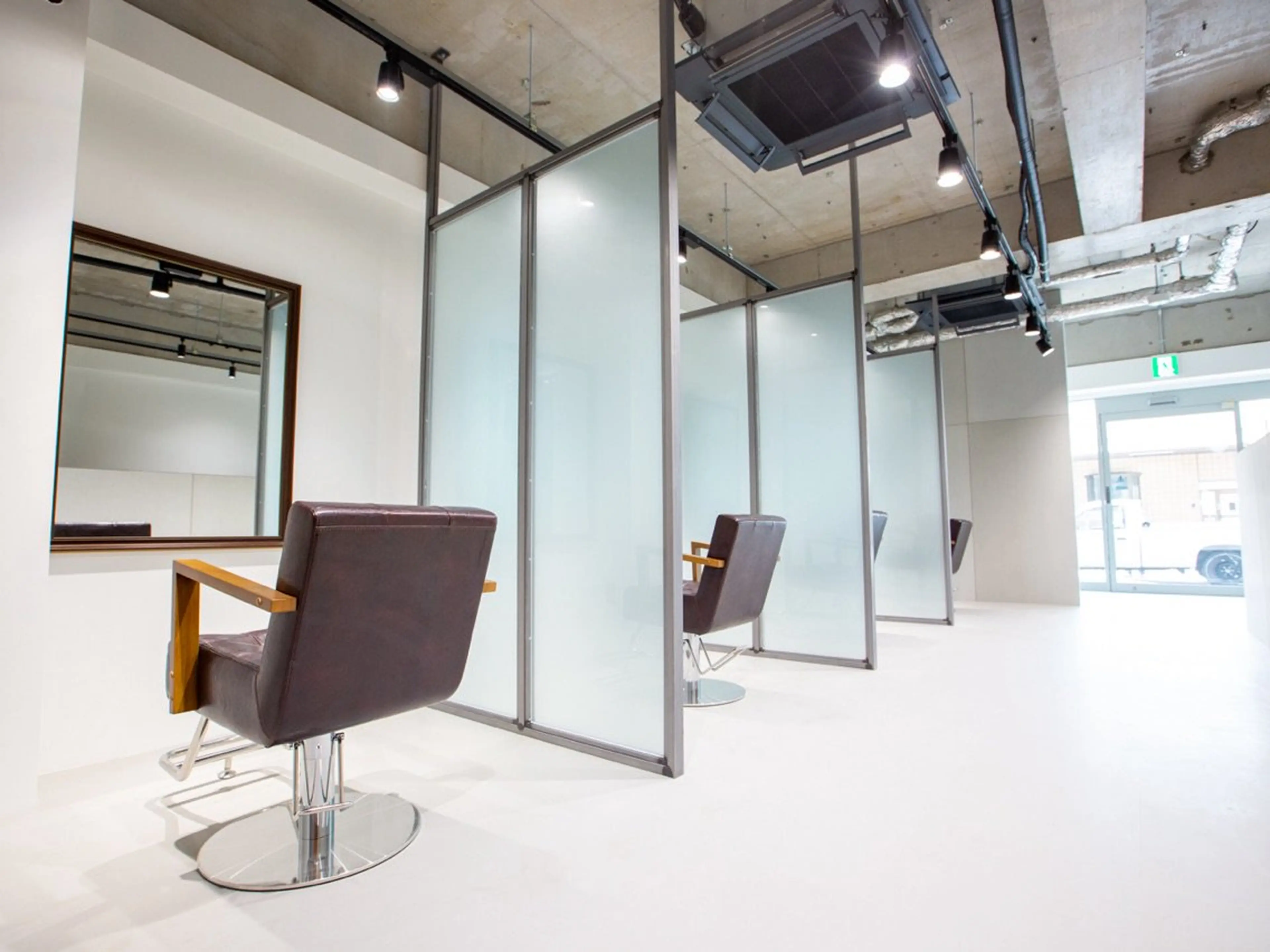 Diceの内観・外観1