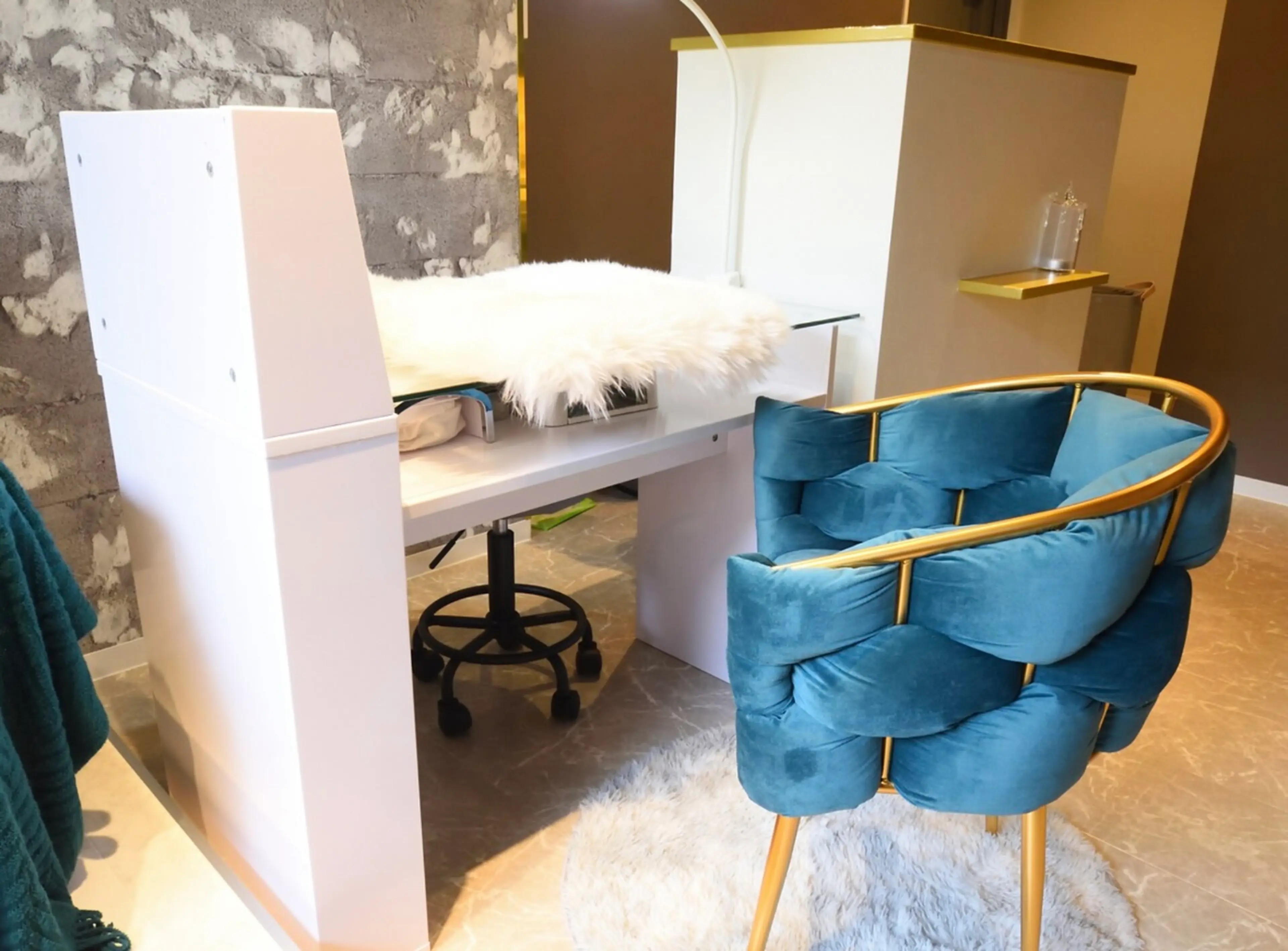 lilshine.nail深江橋店の内観・外観1