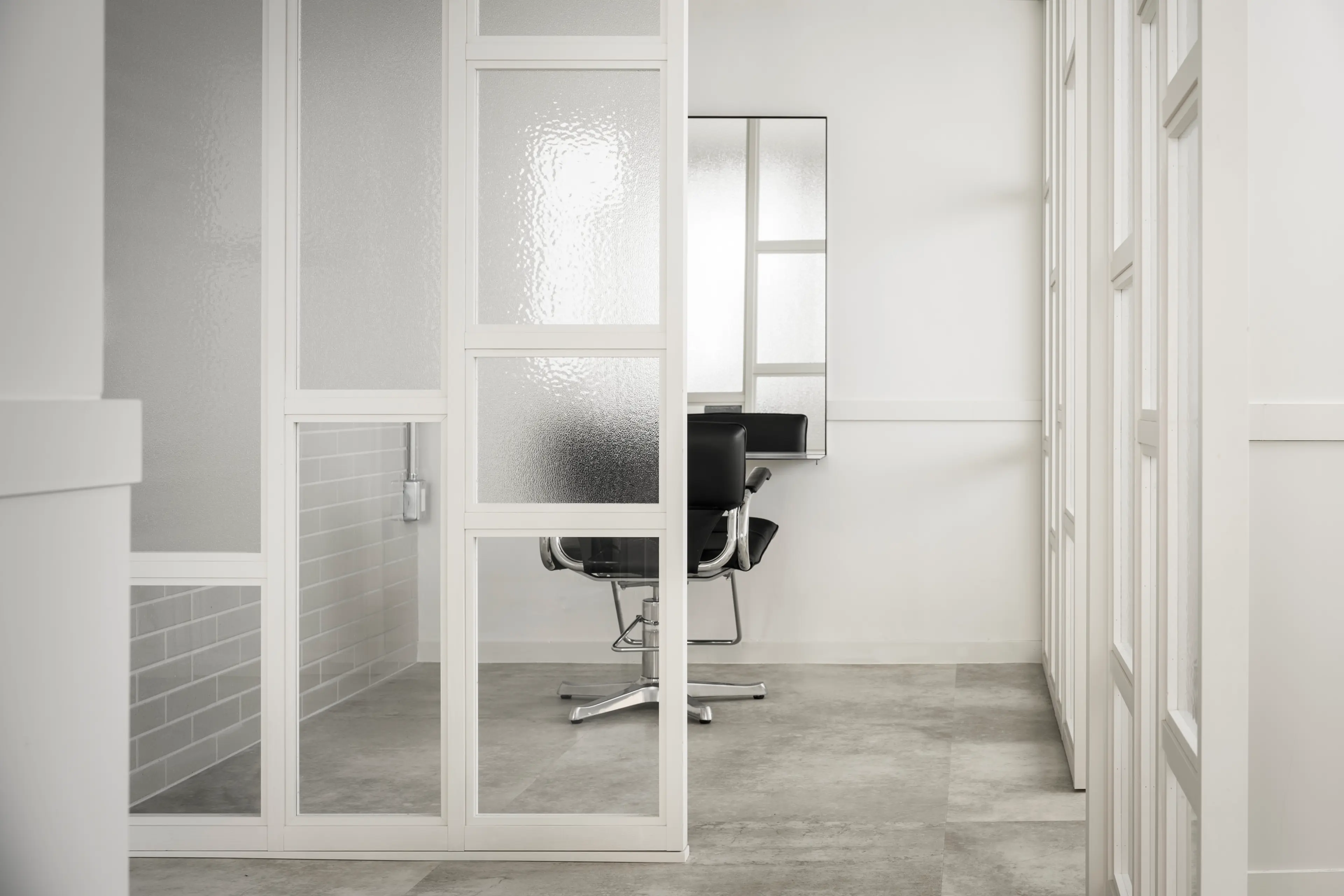 GO TODAY SHAiRE SALON横浜店の内観・外観3