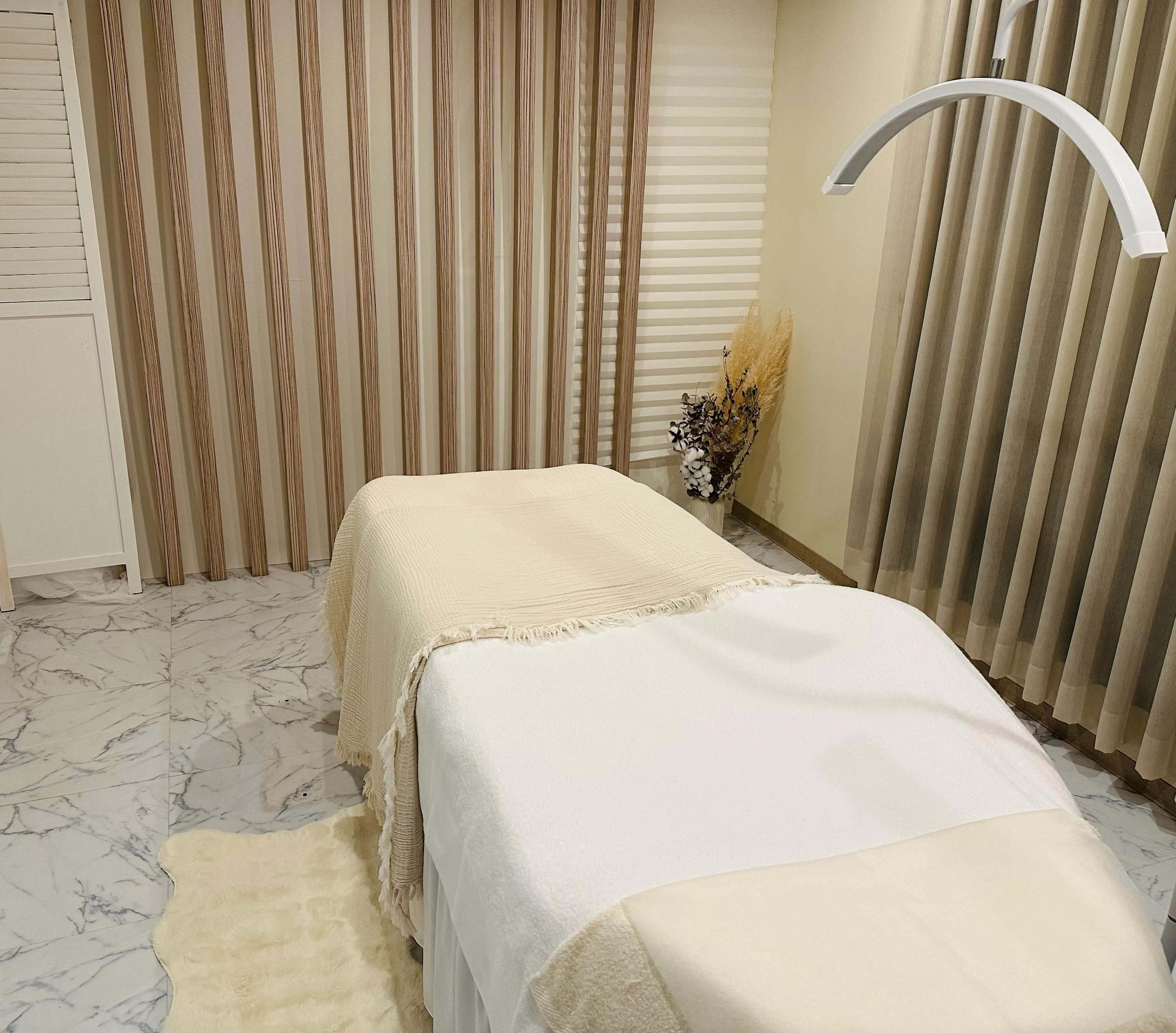 SALON SUZの内観・外観1