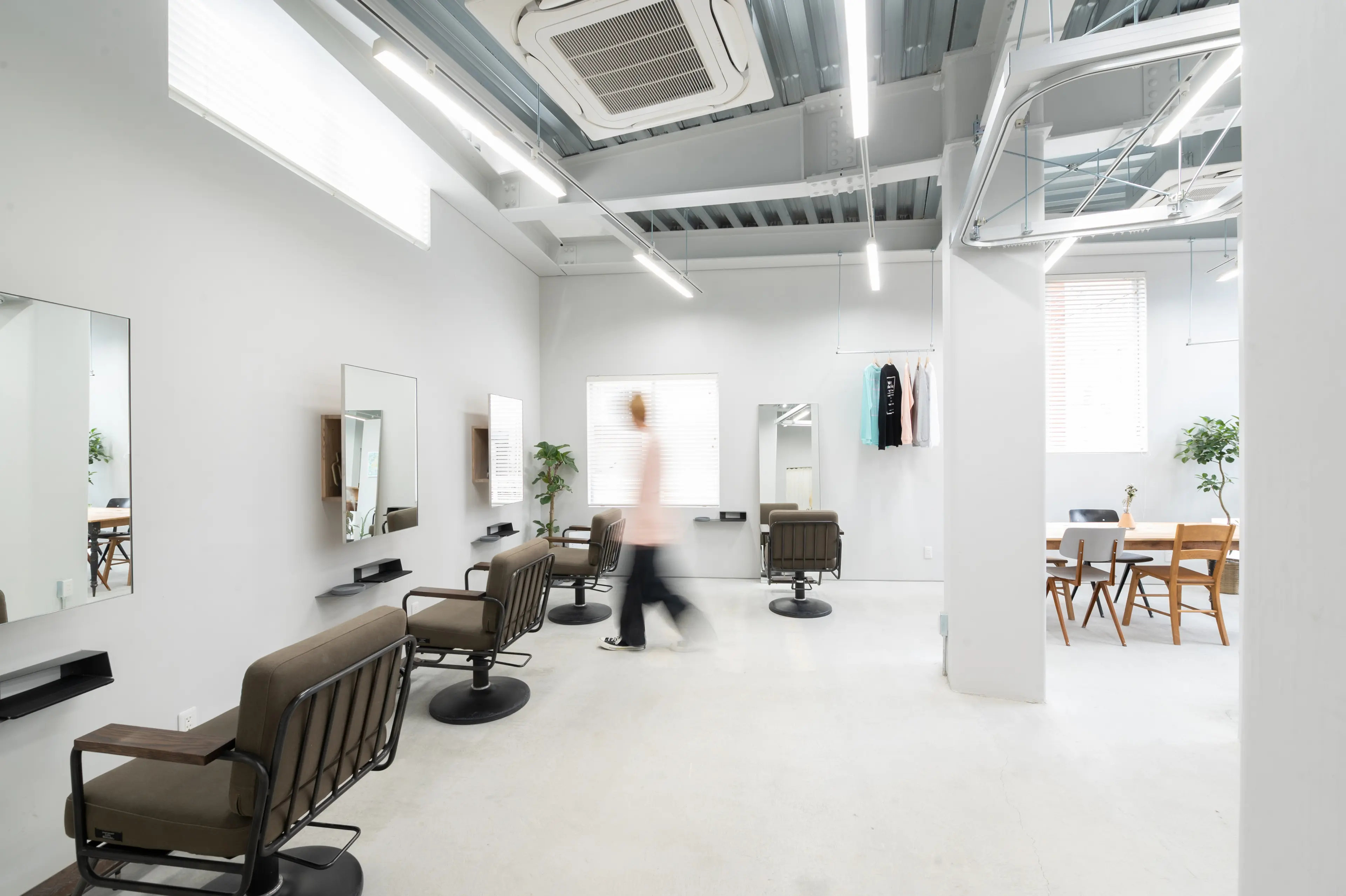 HAIR ICI 御器所 本店の内観・外観2