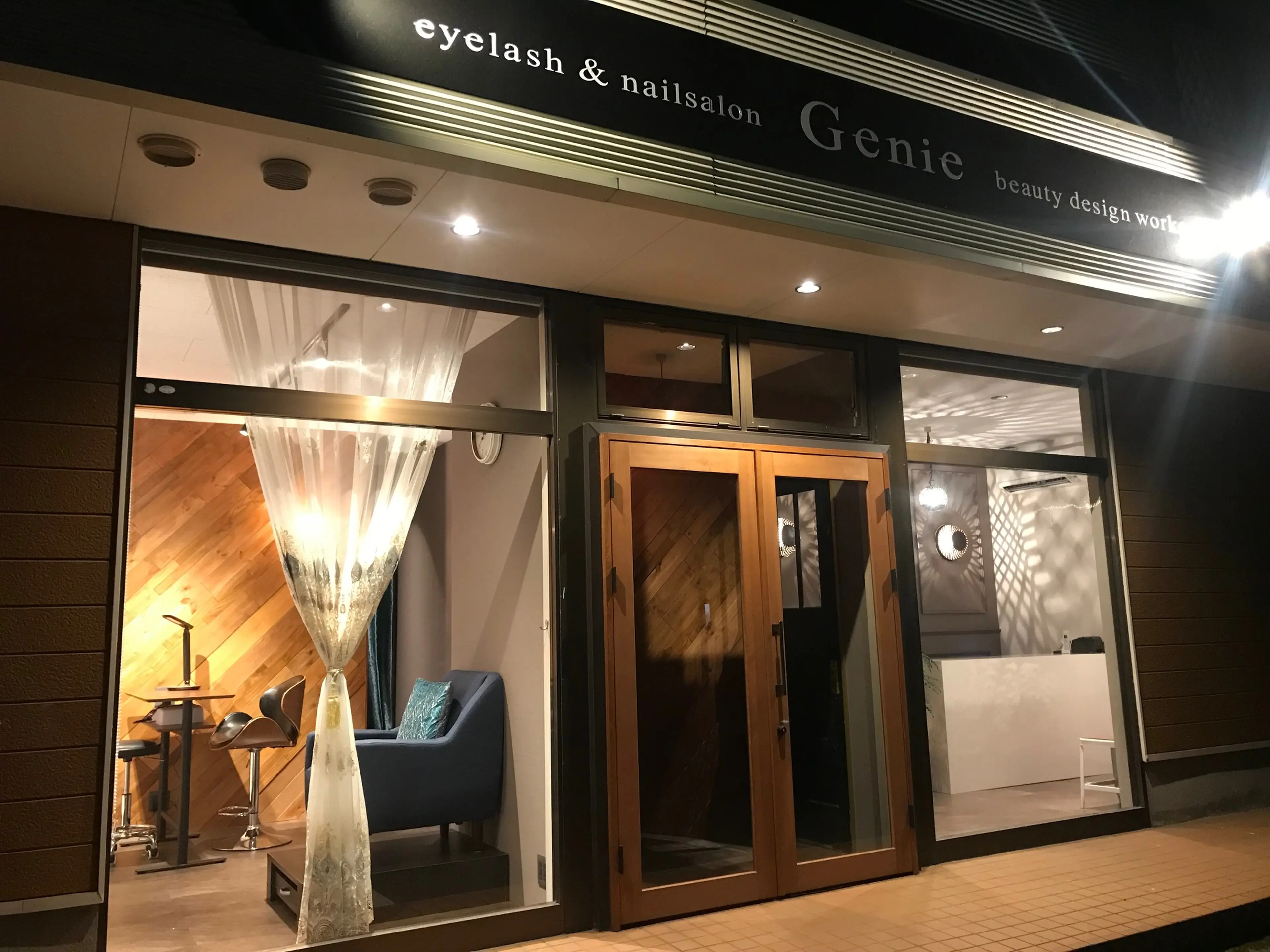 Genieの内観・外観1