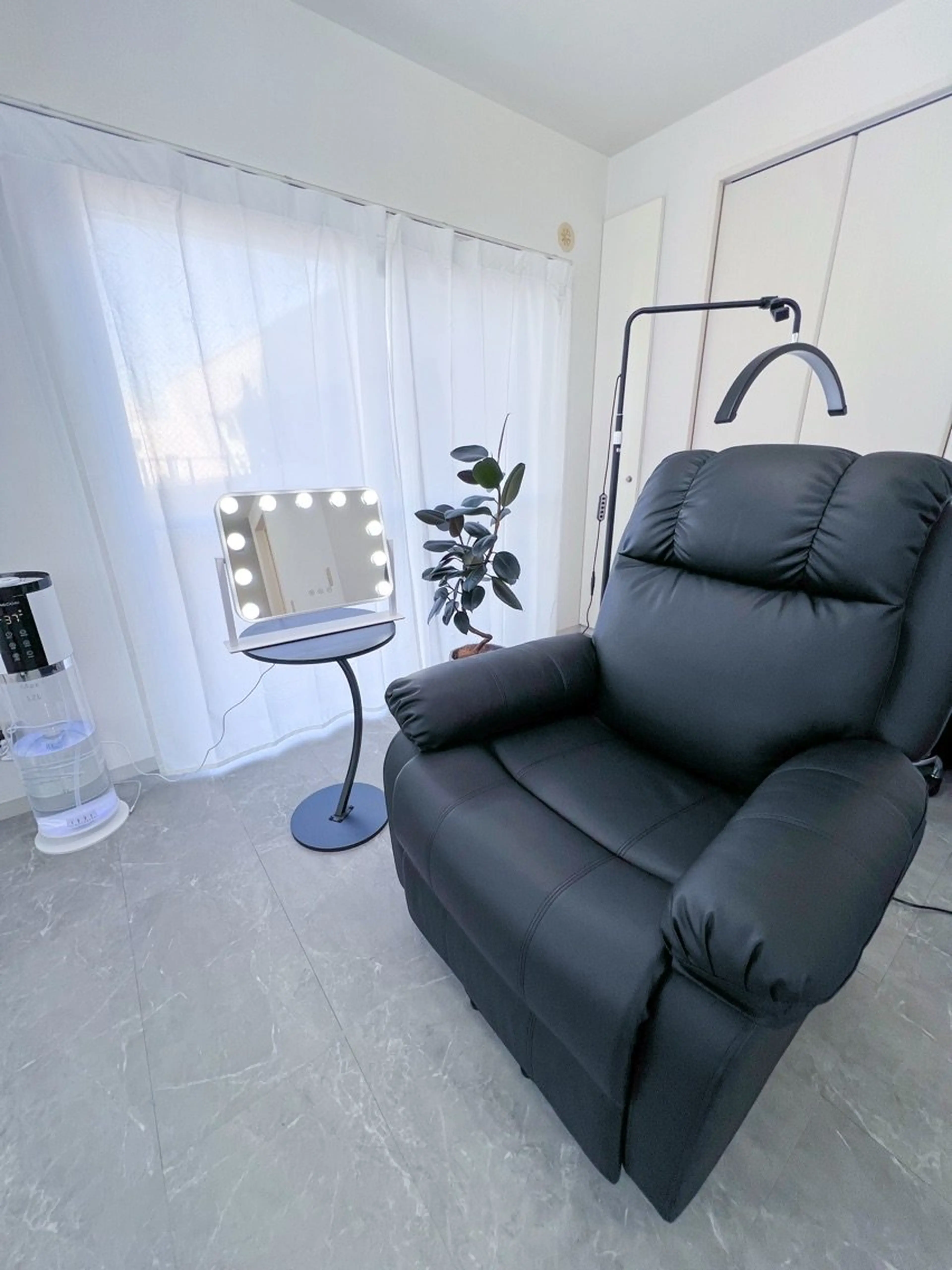 mel:owの内観・外観2