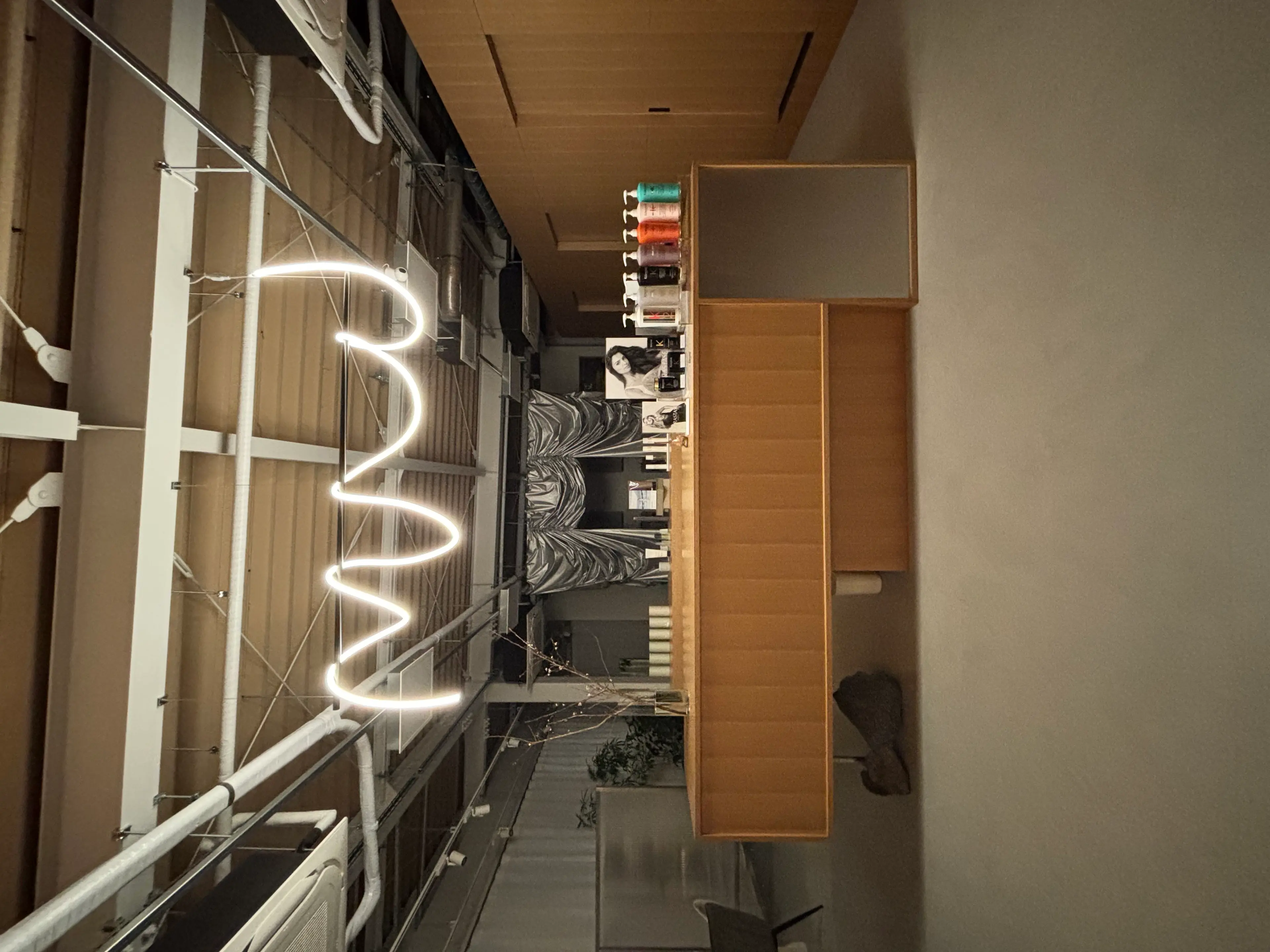 iRo by en"ppyの内観・外観1