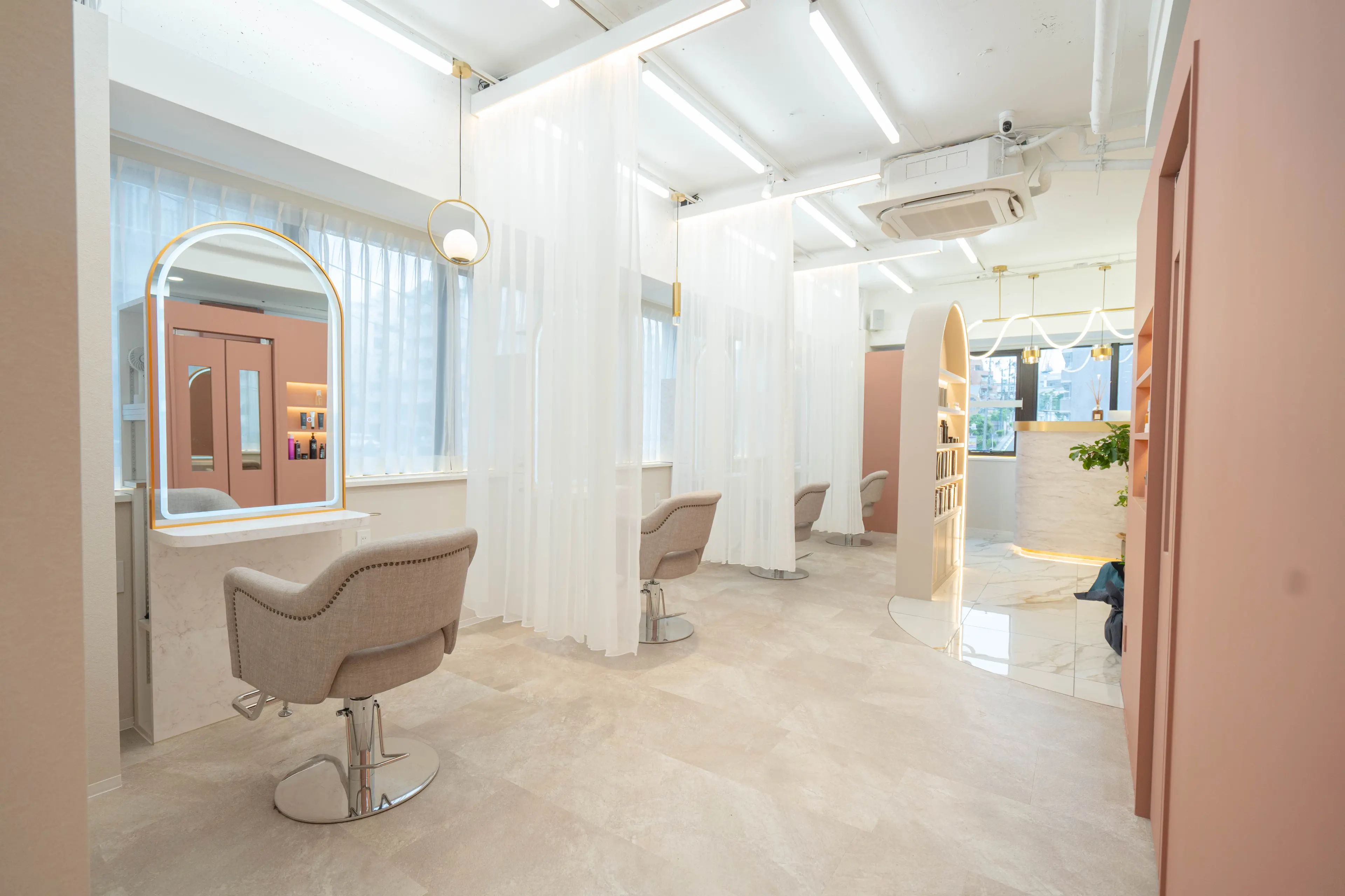 髪質改善サロン ｅａｕ〈オー〉の内観・外観2