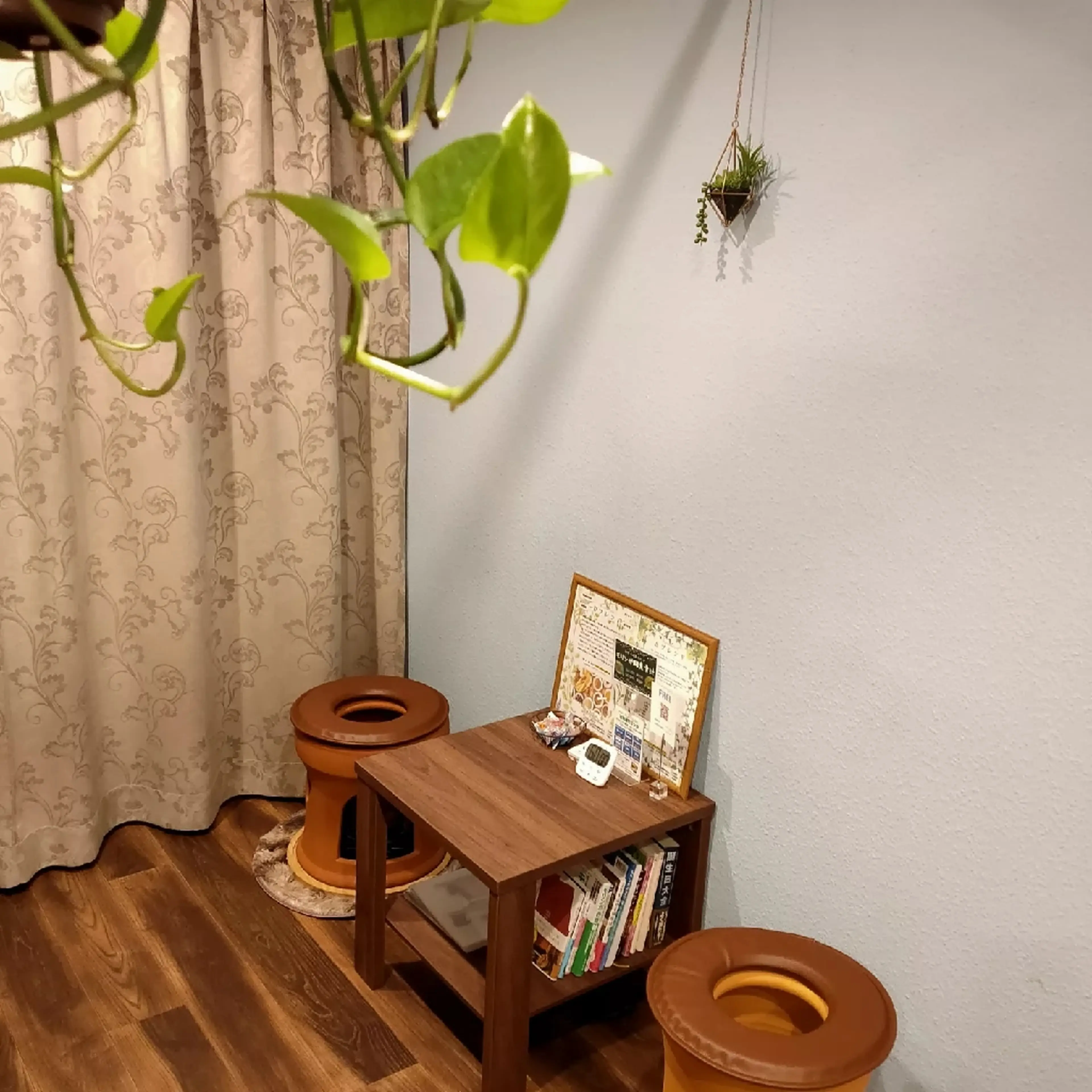 コラーゲンマシン・よもぎ蒸し・ハーブ蒸し  Gina（ジーナ）の内観・外観2