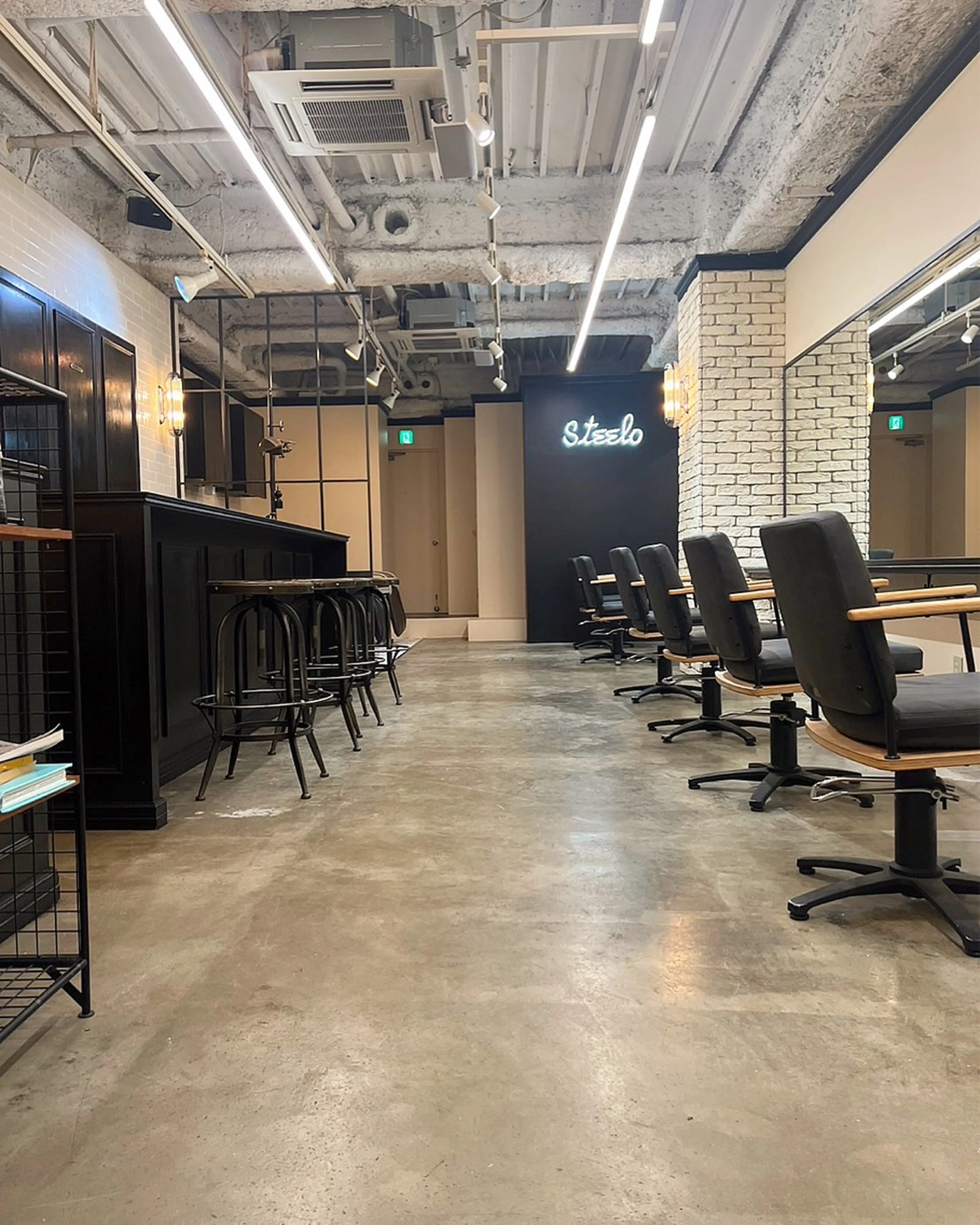 Steeloの内観・外観1