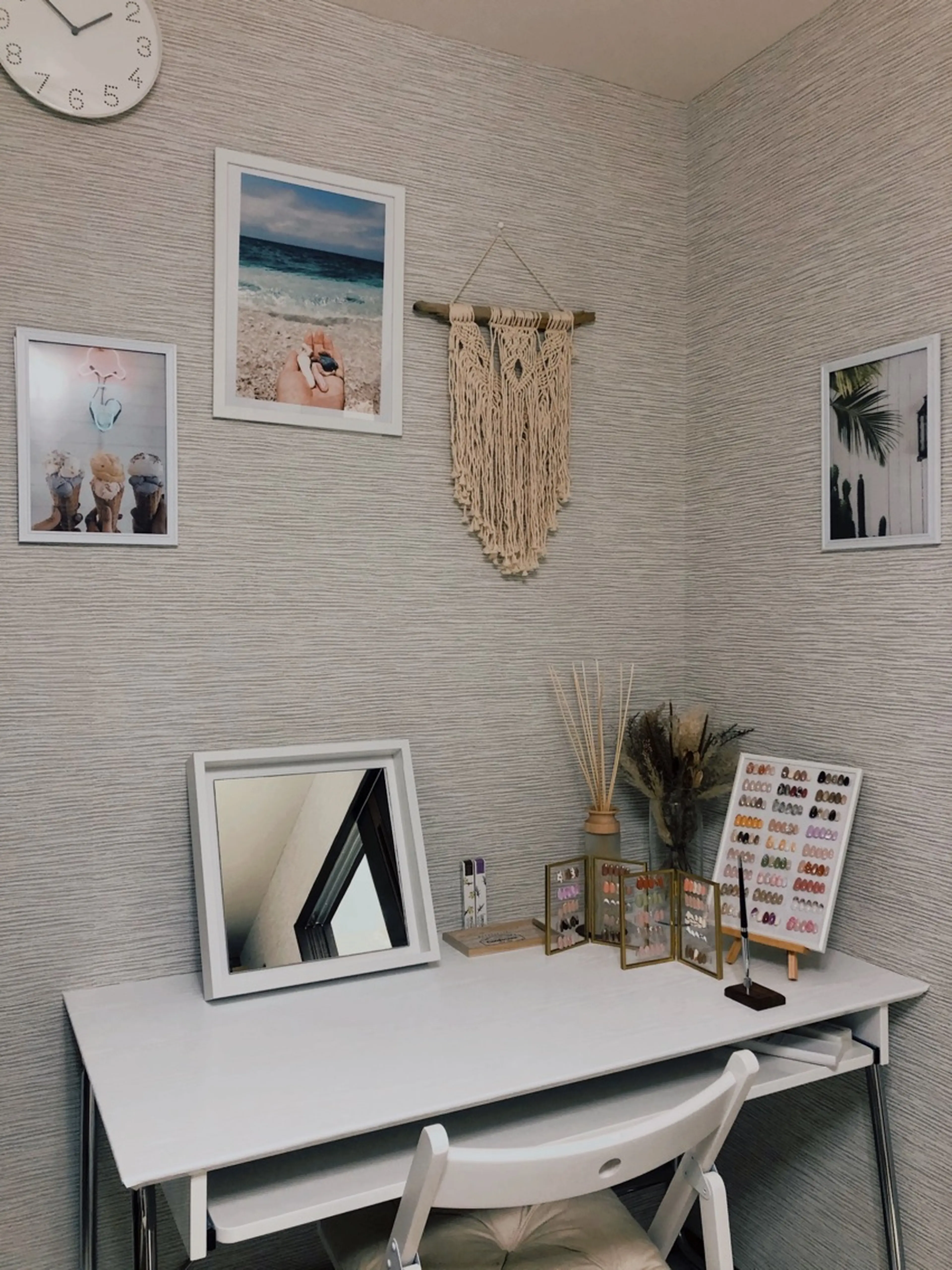 nail salon miiiの内観・外観2