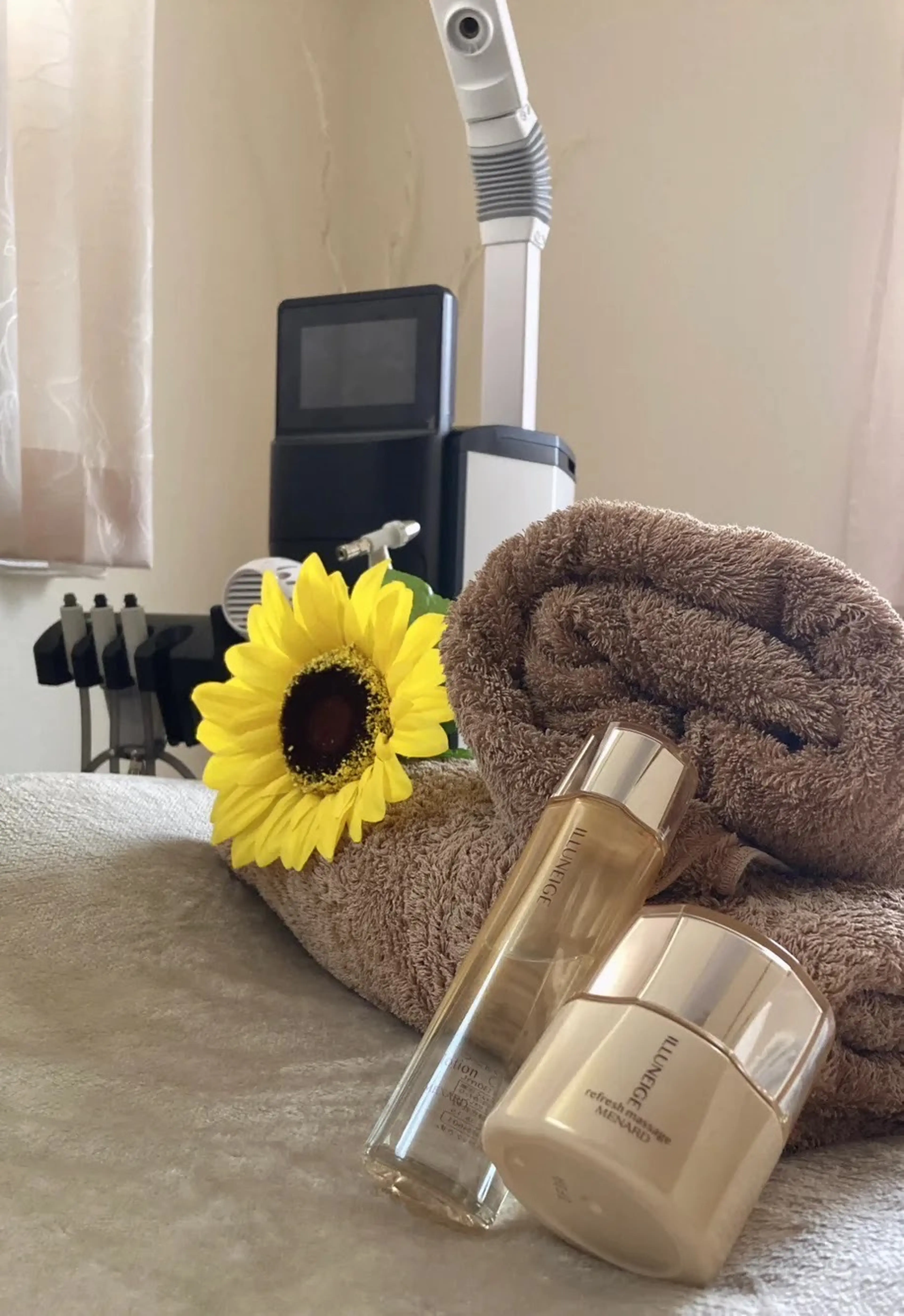 メナード フェイシャルサロン松浜新町店の内観・外観1