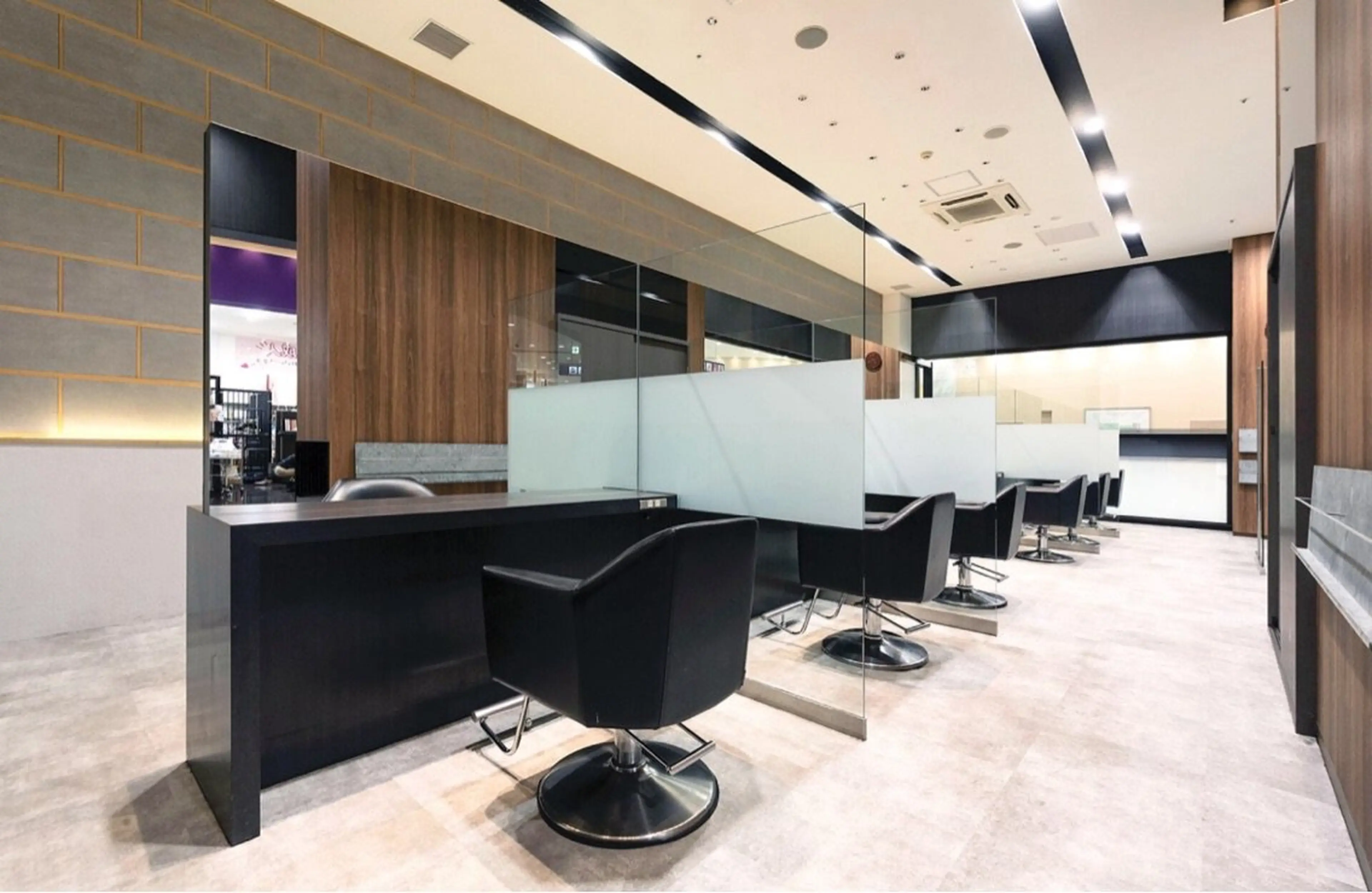 avance.アリオ鳳店の内観・外観2