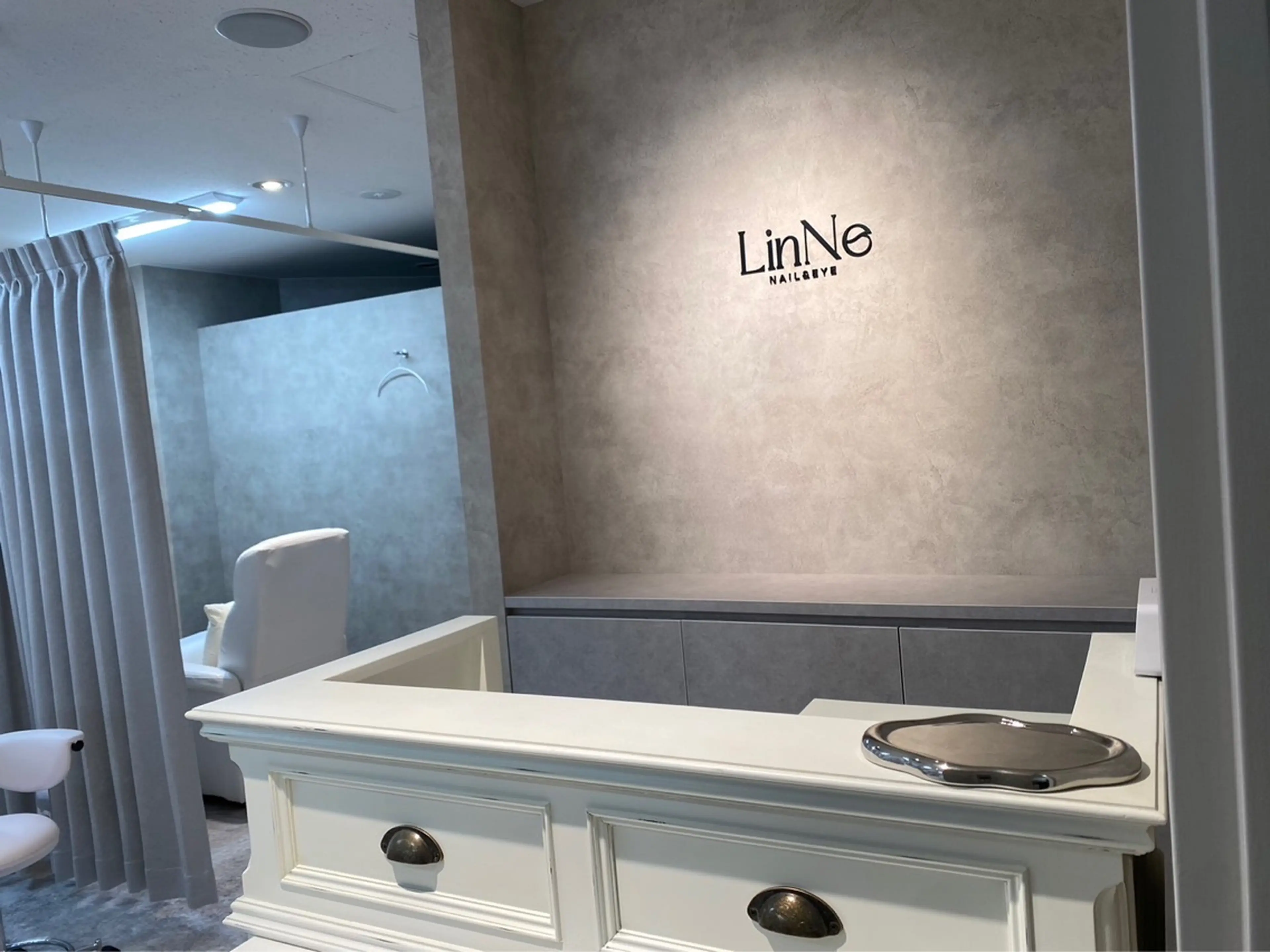 nail&eye LinNeの内観・外観3
