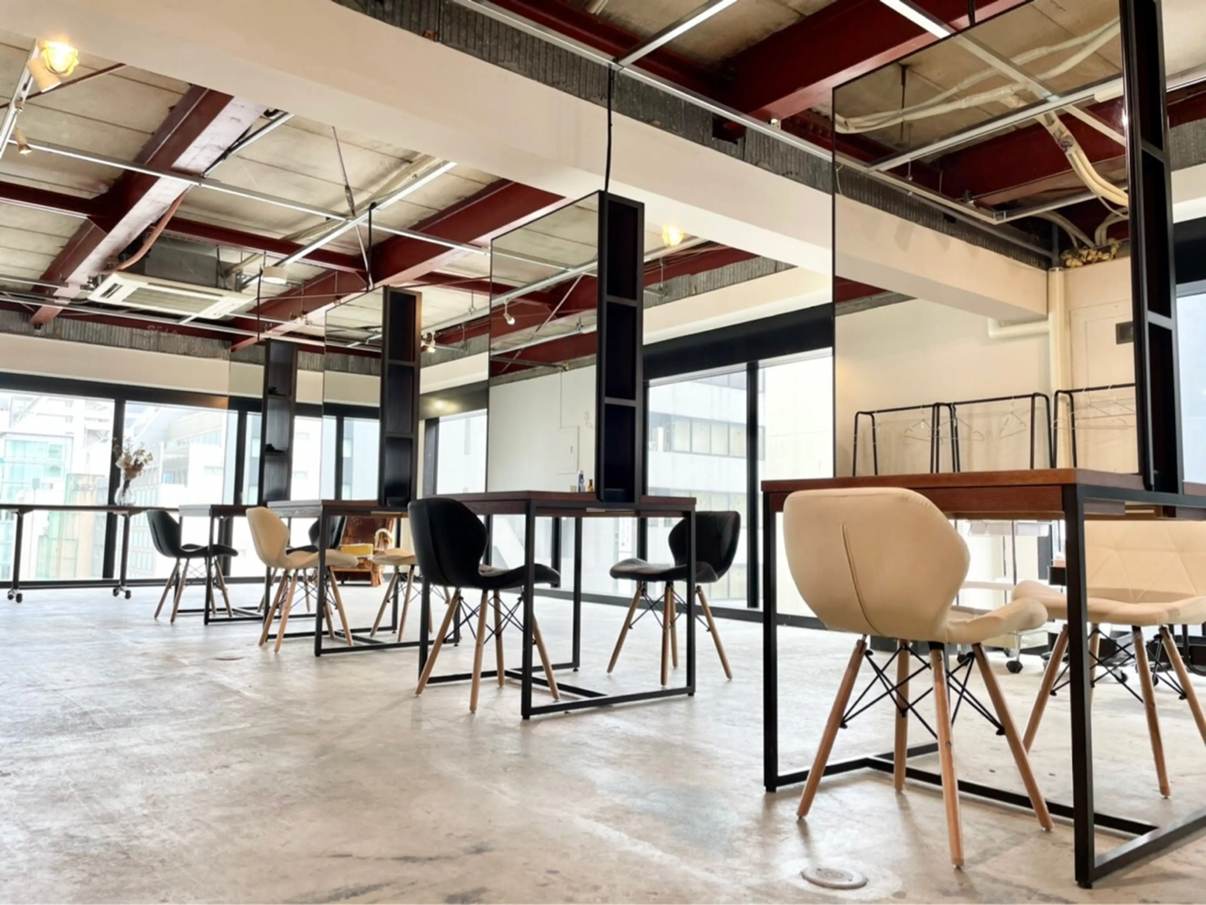 Luanaの内観・外観1