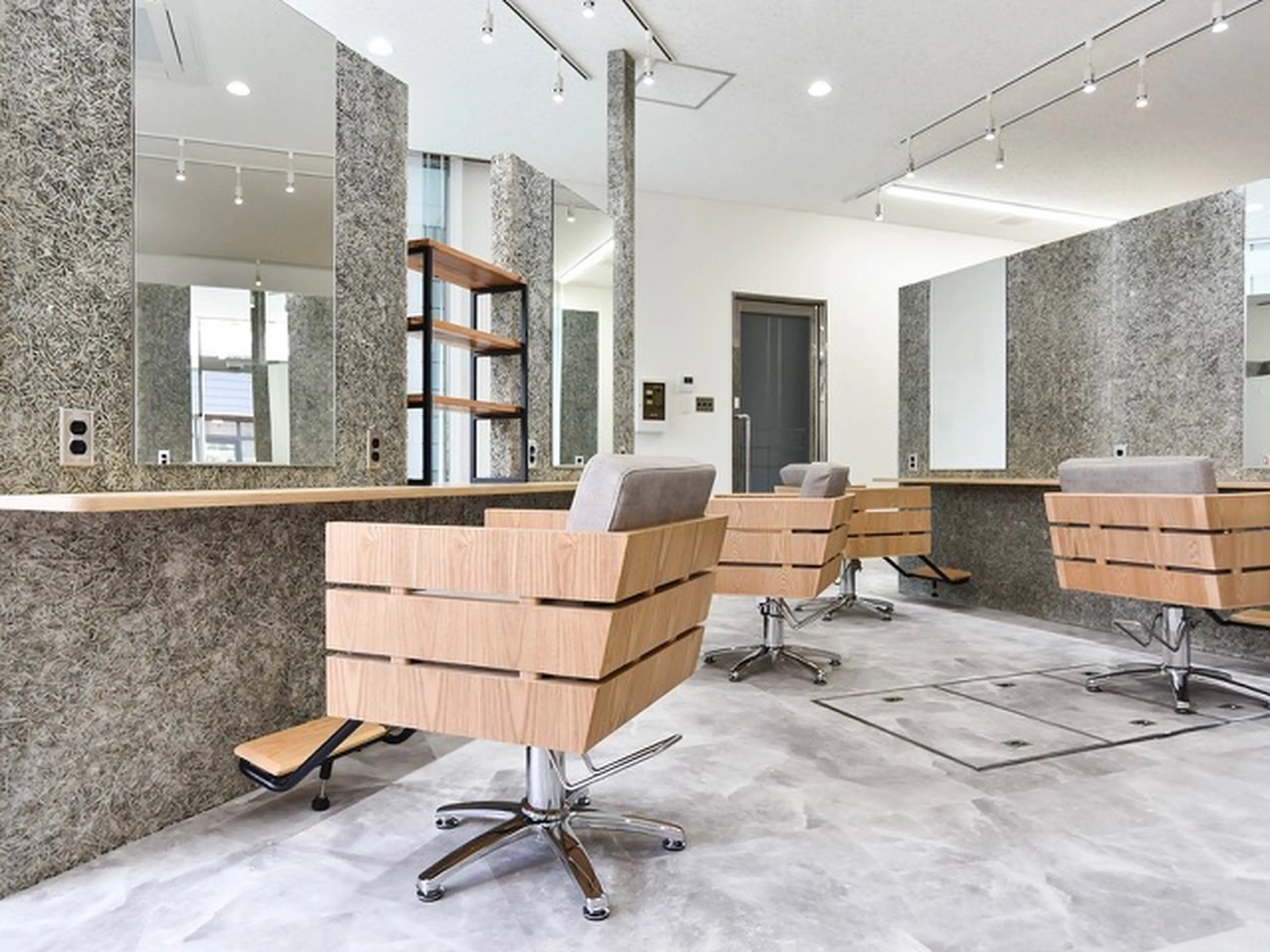 ヘアテラスM奈良店の内観・外観2