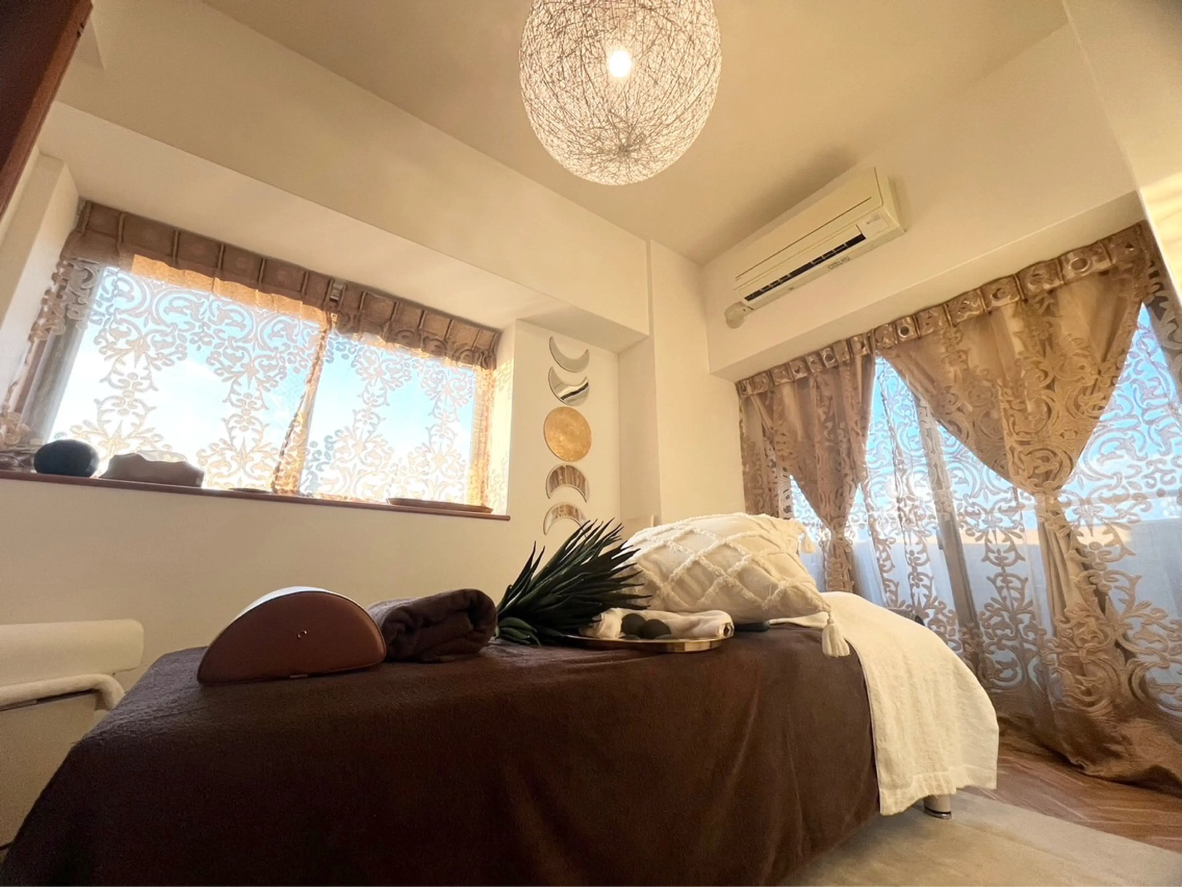 ＆EMONの内観・外観3