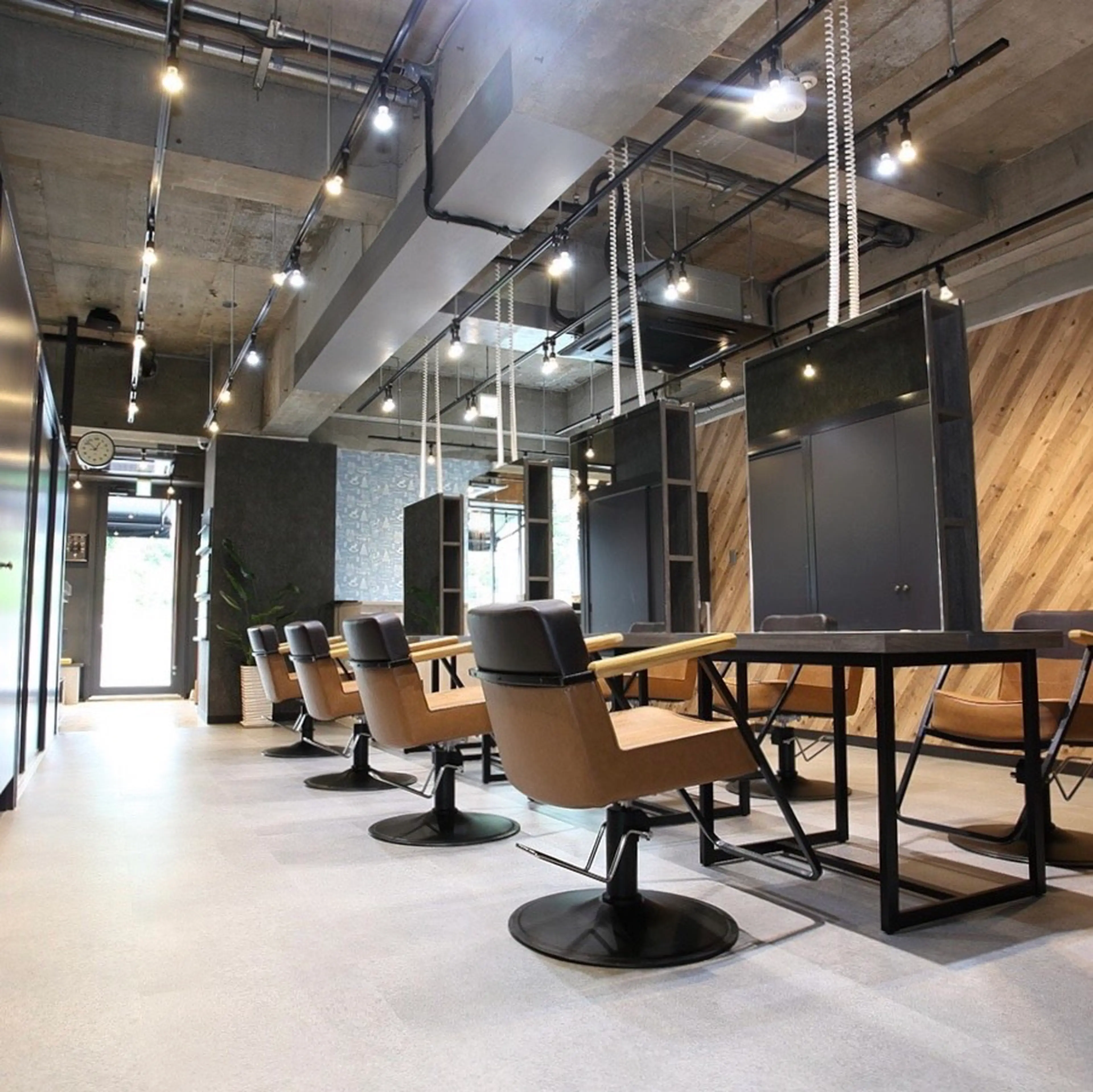 Shine hair FRAPPEの内観・外観2