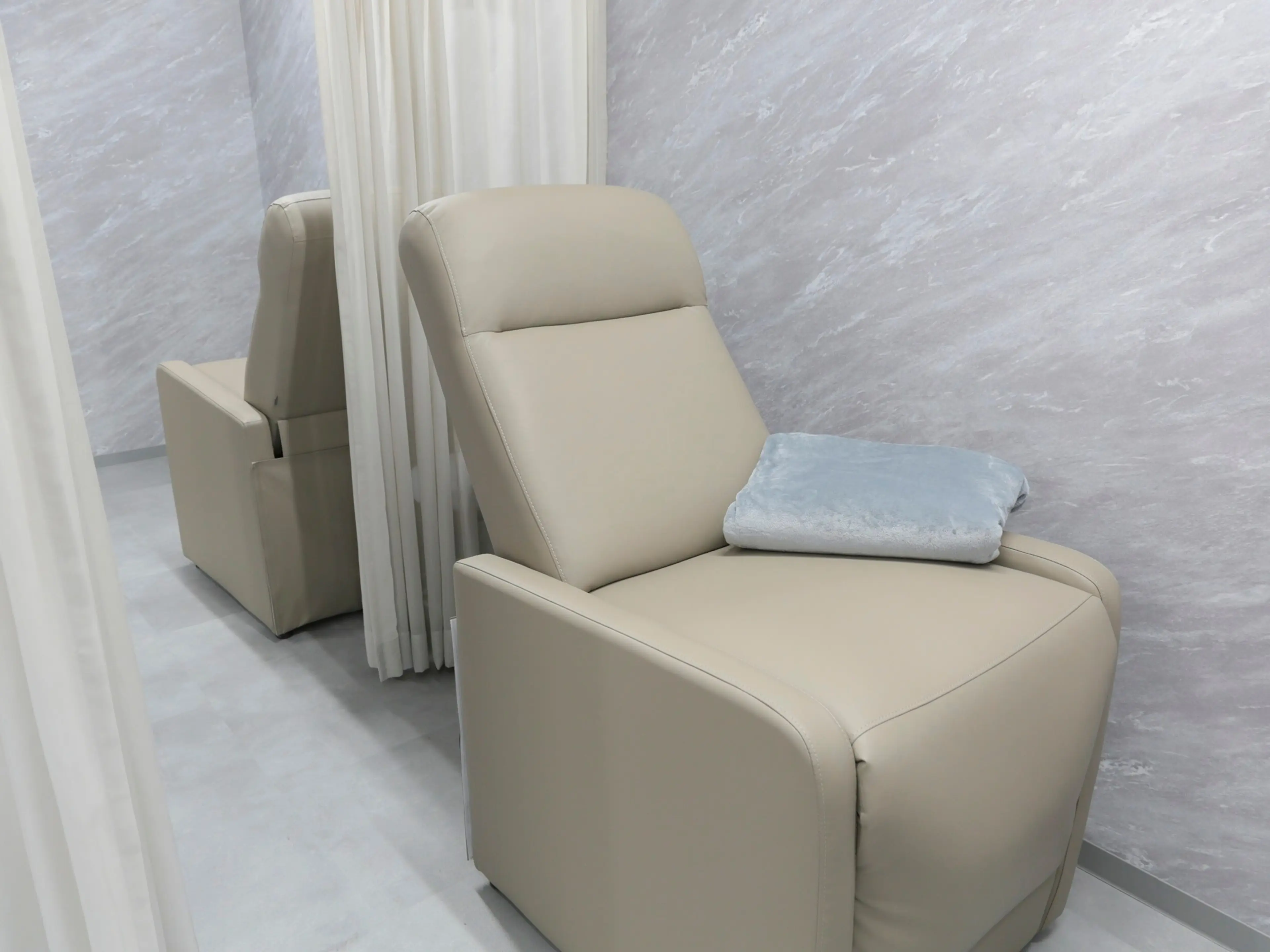 アイラッシュ・まつ毛パーマ・マツエク専門店meRK京都駅前店の内観・外観3