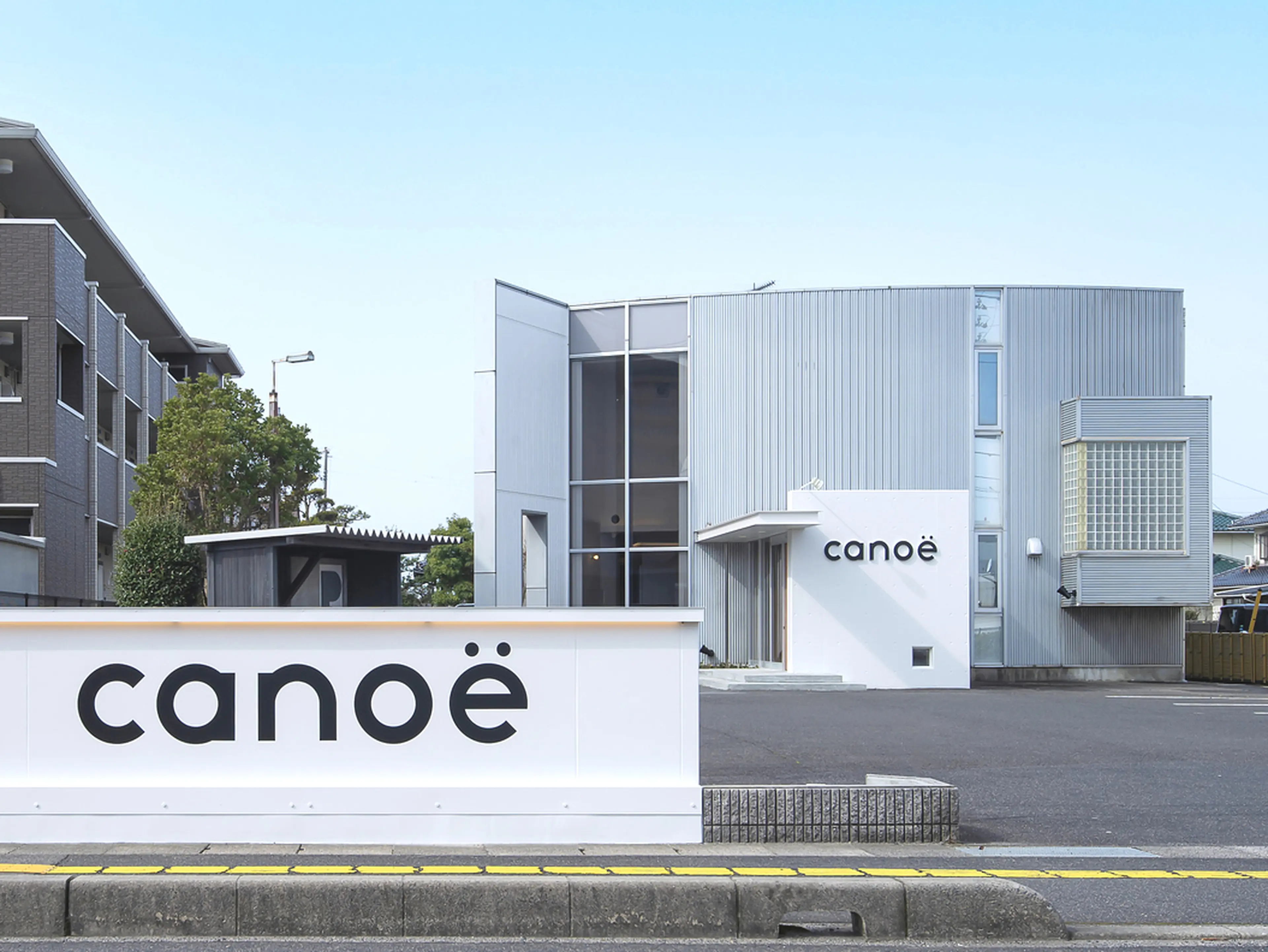 canoe 出雲大塚店【カノエ】の内観・外観1