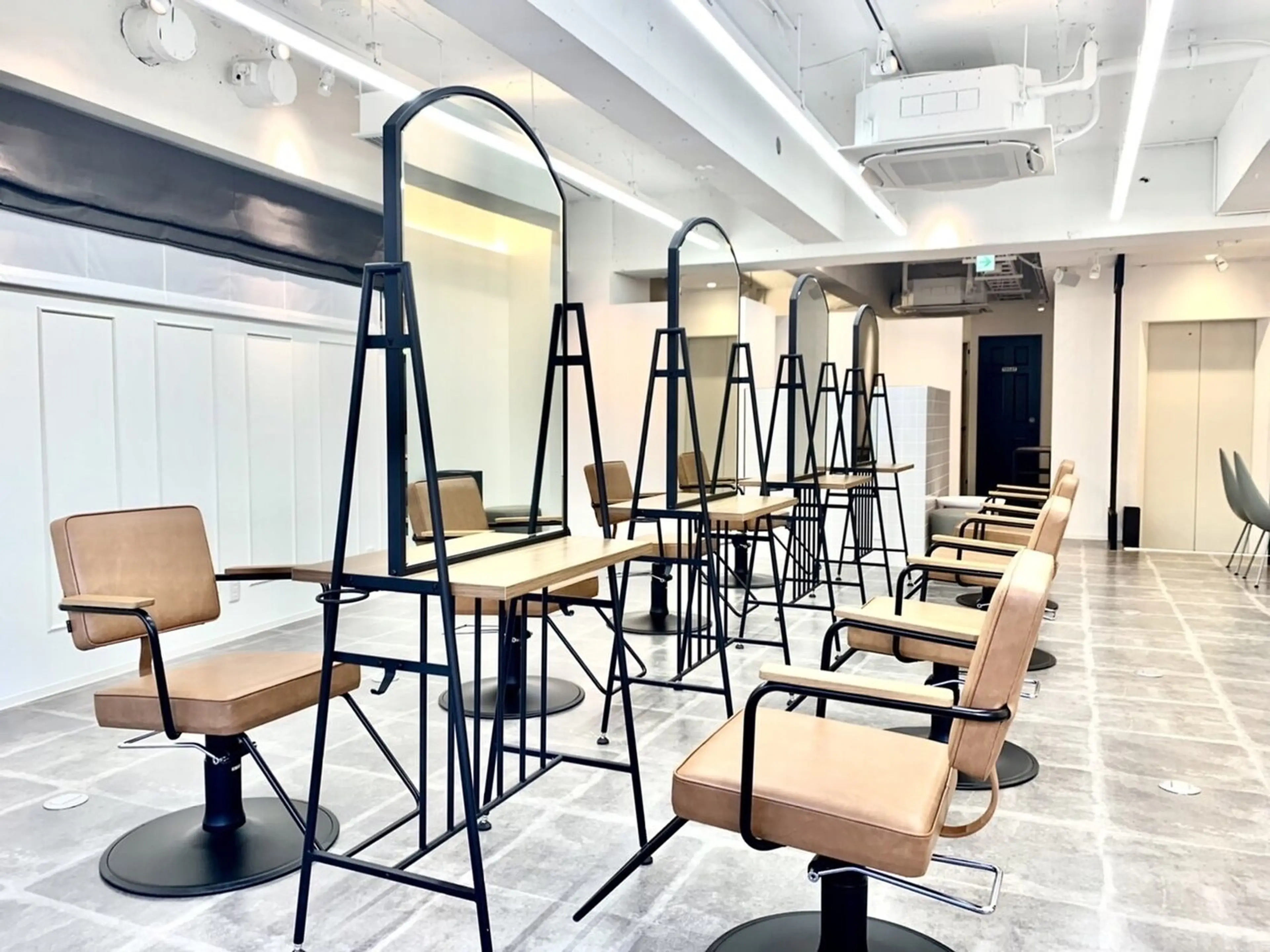 beauty:beast 新宿店の内観・外観2